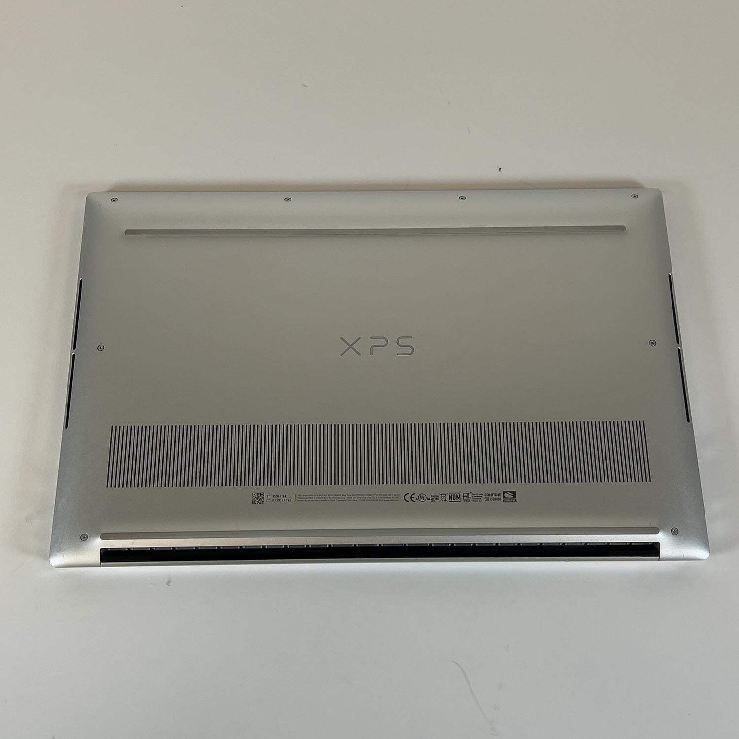 Dell XPS 15 9520 15.6″ i5-12500H 2.5GHz 16GB RAM 512GB SSD