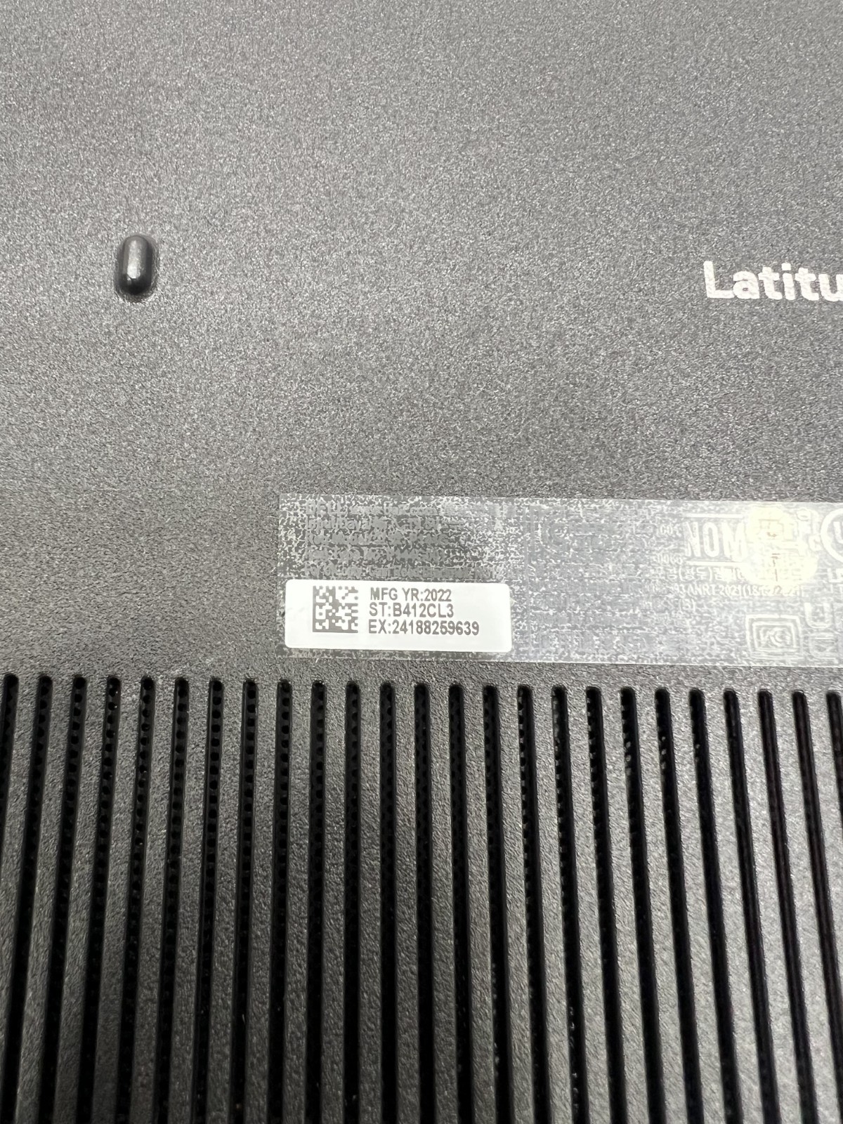 Dell Latitude 3420 Core i5-1135G7 2.40 GHz 8 GB 256 GB NVMe NO OS