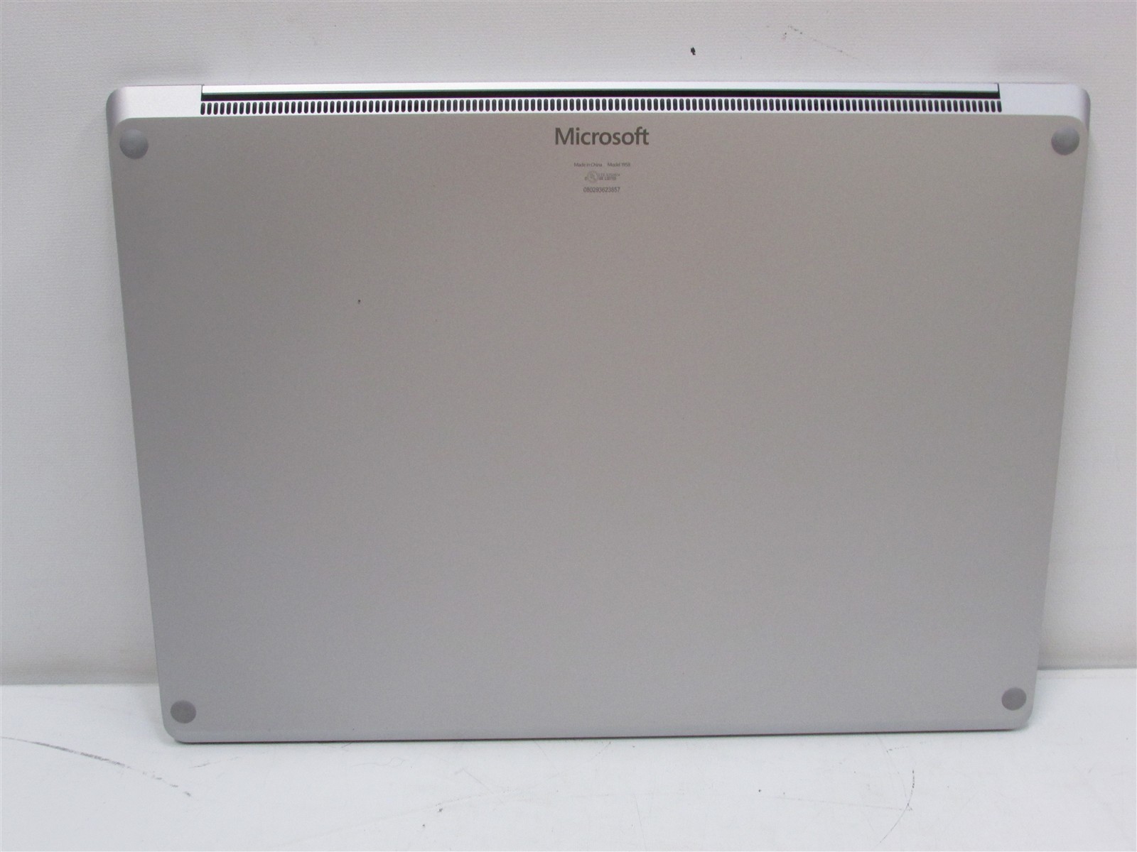 Microsoft Surface Laptop 4 1958 Ryzen 5 2.2GHz 8GB RAM 256GB 13.5″ Win 11 Home