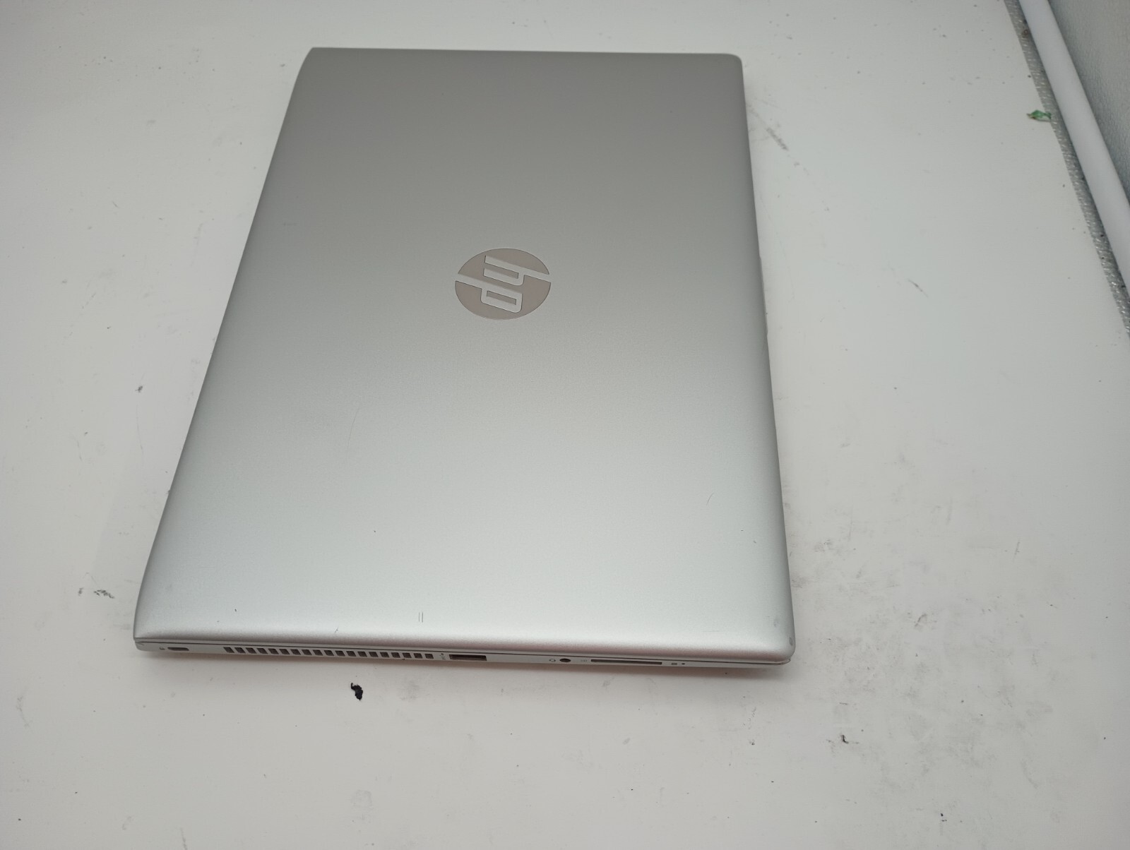 10152c ProBook440 G5 w/charger.i5-8350U.8GB.128GB M.2.14″FHD.Backlit.Nice