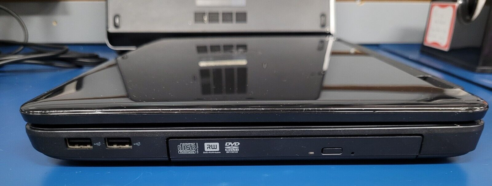 Dell Inspiron 3520 Intel i3-2350M 2.30GHz 4GB RAM 500GB HDD Win 10/11 Charger