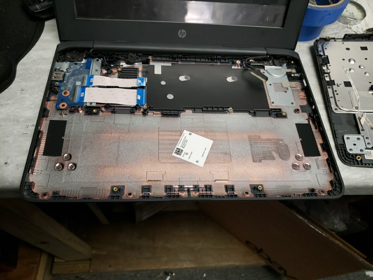 used HP 11 G6 EE 3NU57UT Chromebook complete case see pictures free ship