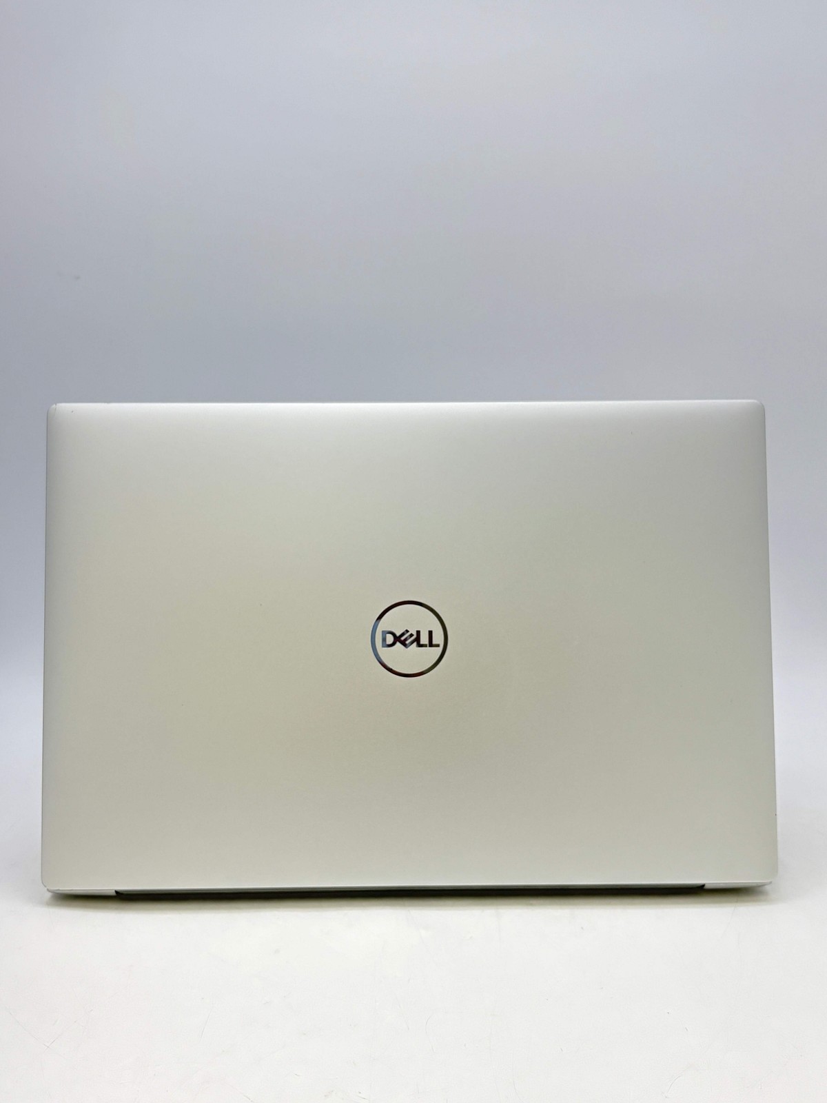 Dell XPS 14 9440 14.5″ 3.2K OLED Touch Intel Core Ultra 7 155H 32GB RAM 1TB SSD