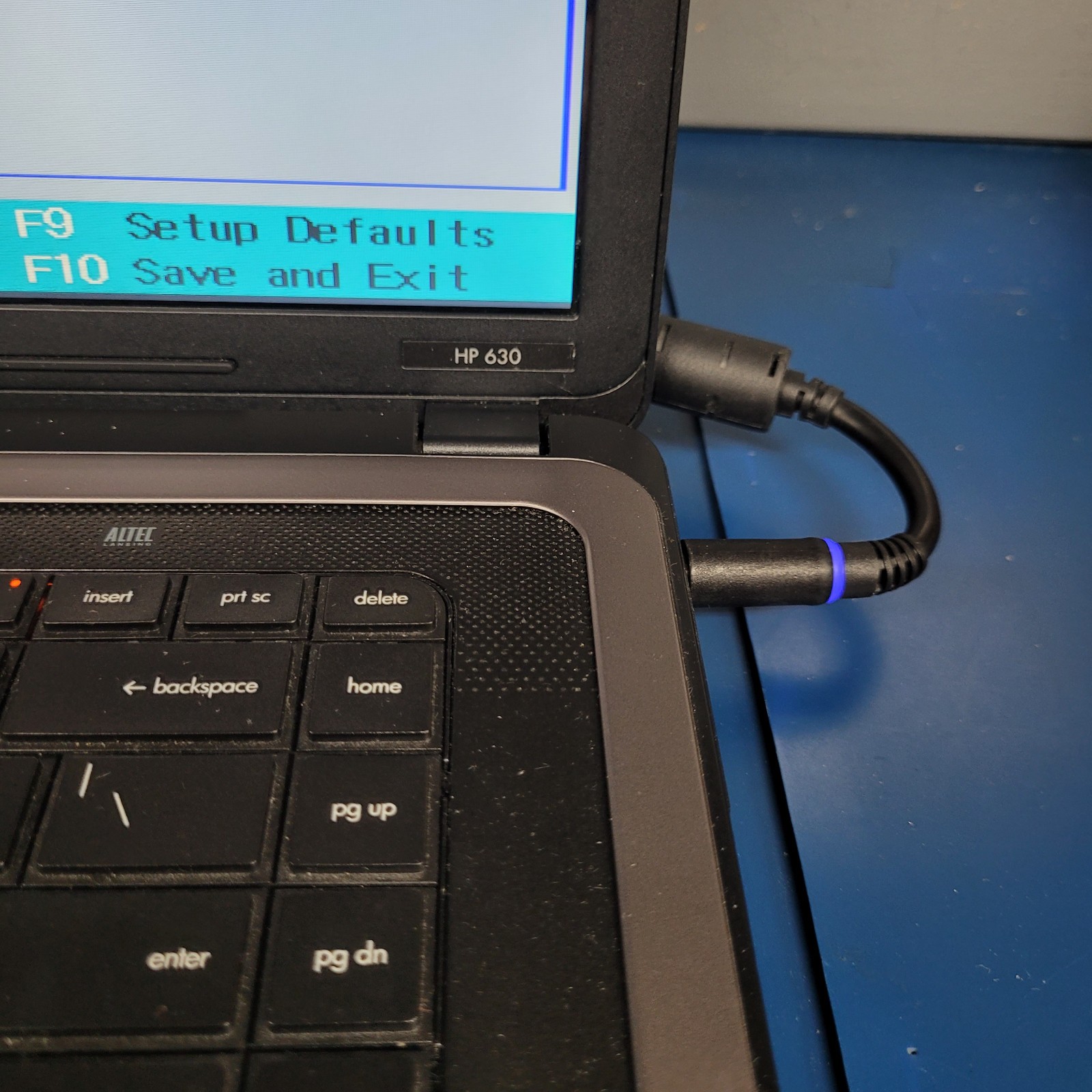 HP Pavilion G60 /AMD E-450 / 4 GB RAM / NO HDD