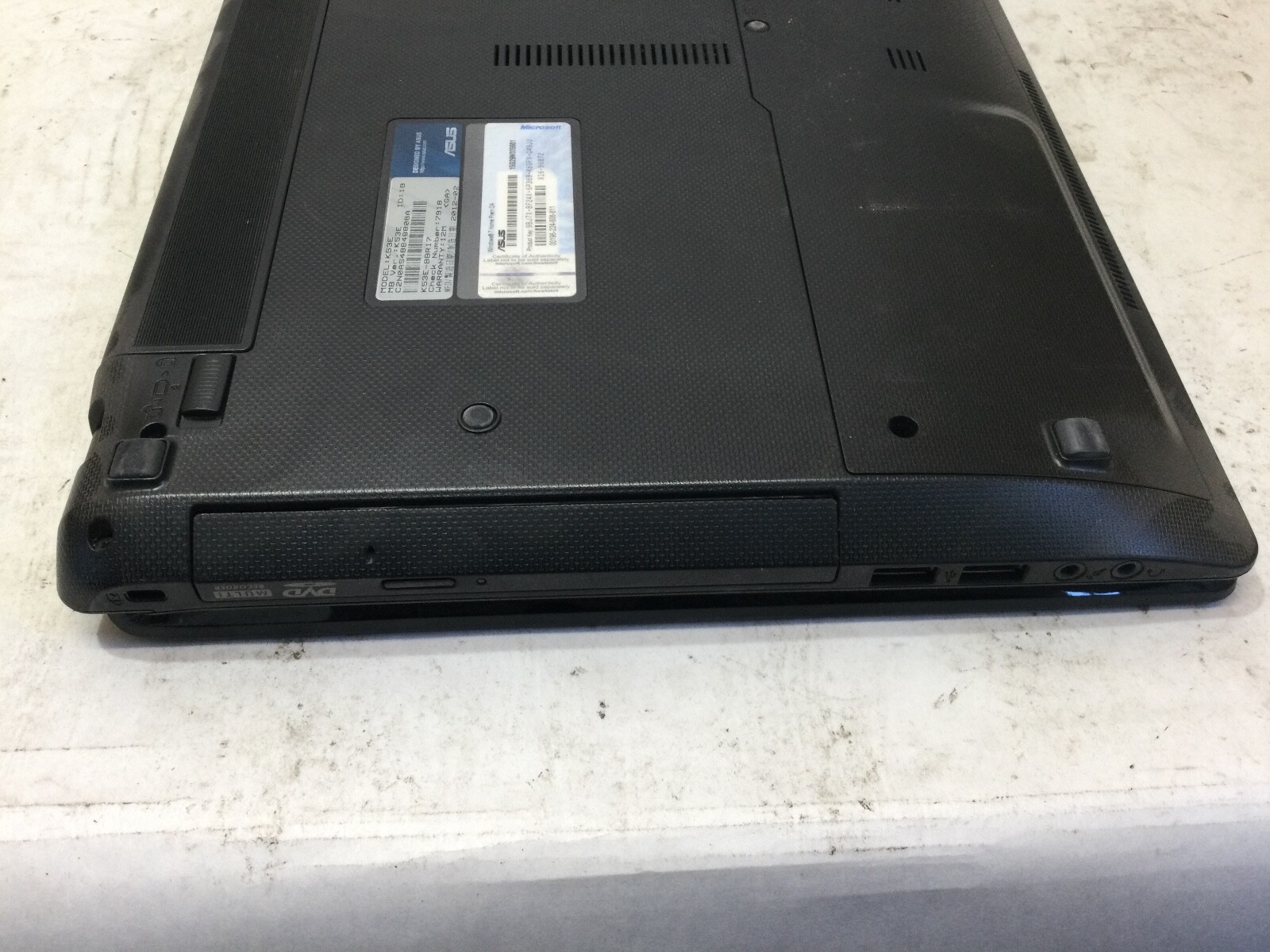 ASUS K53E – BOOTS TO BIOS – INTEL CORE I5 2450M – 4GB RAM – READ DESCRIPTION -BB