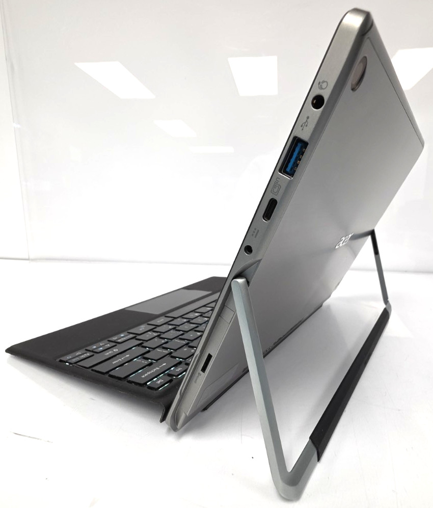 Acer Switch Alpha 12| Intel Core i3-6100U| 4GB RAM| 128GB SSD| Win 10 Pro