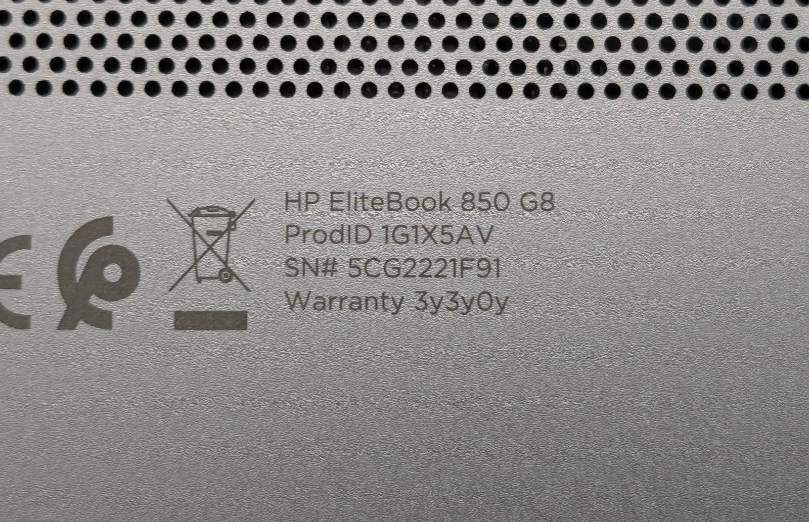 HP EliteBook 850 G8 15″ FHD I7-1185G7 512GB SSD 16GB W11P GeForce MX450 Backlit