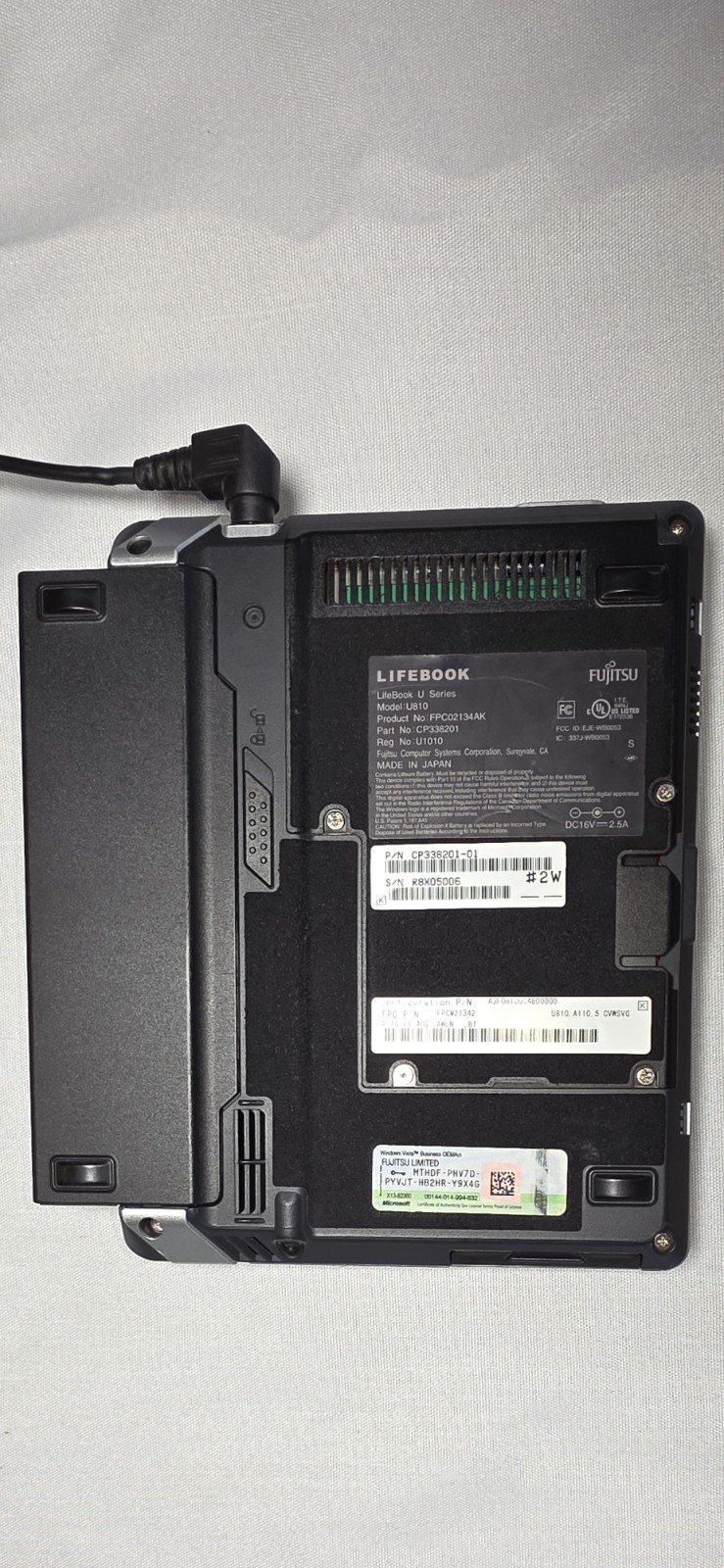 Fujitsu Life Book U810 Mini Laptop
