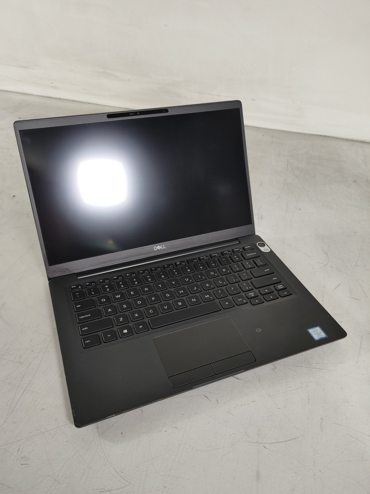 Dell Latitude 7400 Core i5-8365U 1.60 GHz 16 GB DDR4 No HDD