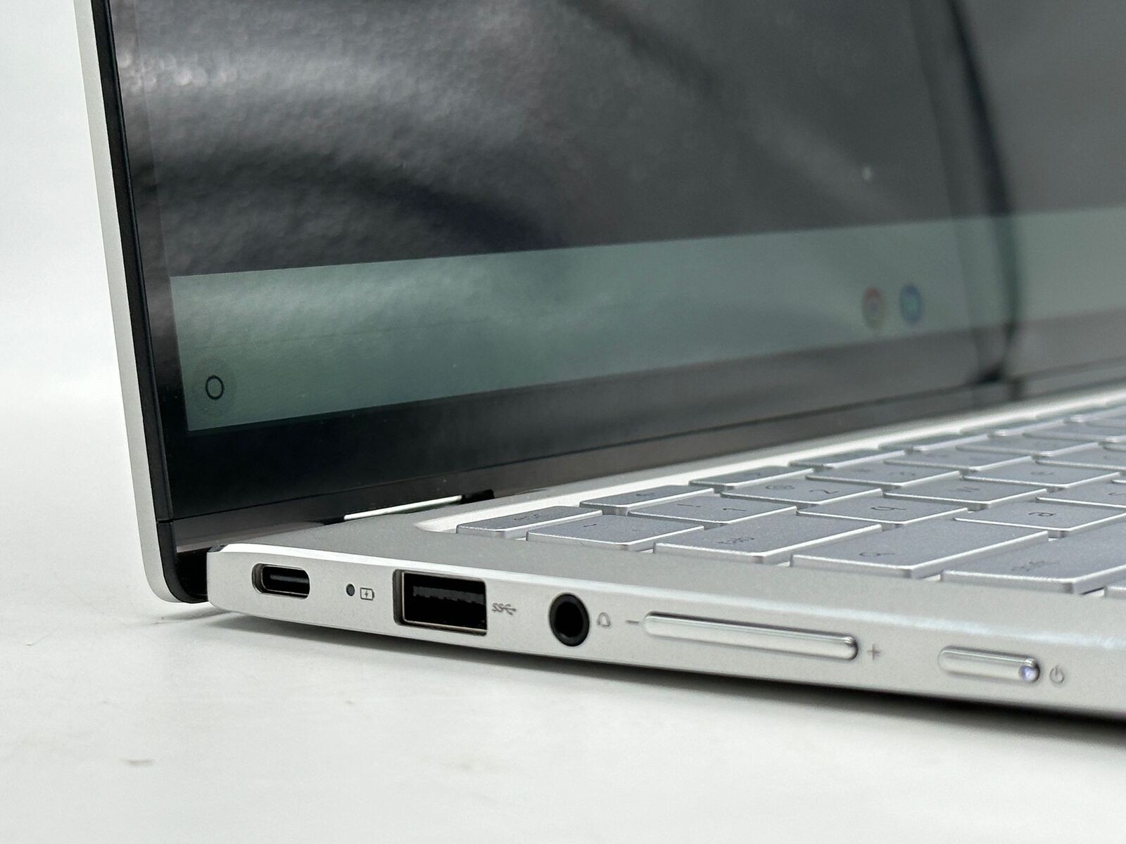Asus Chromebook 14 Inch Full HD Intel Core M3 4GB Touchscreen Laptop