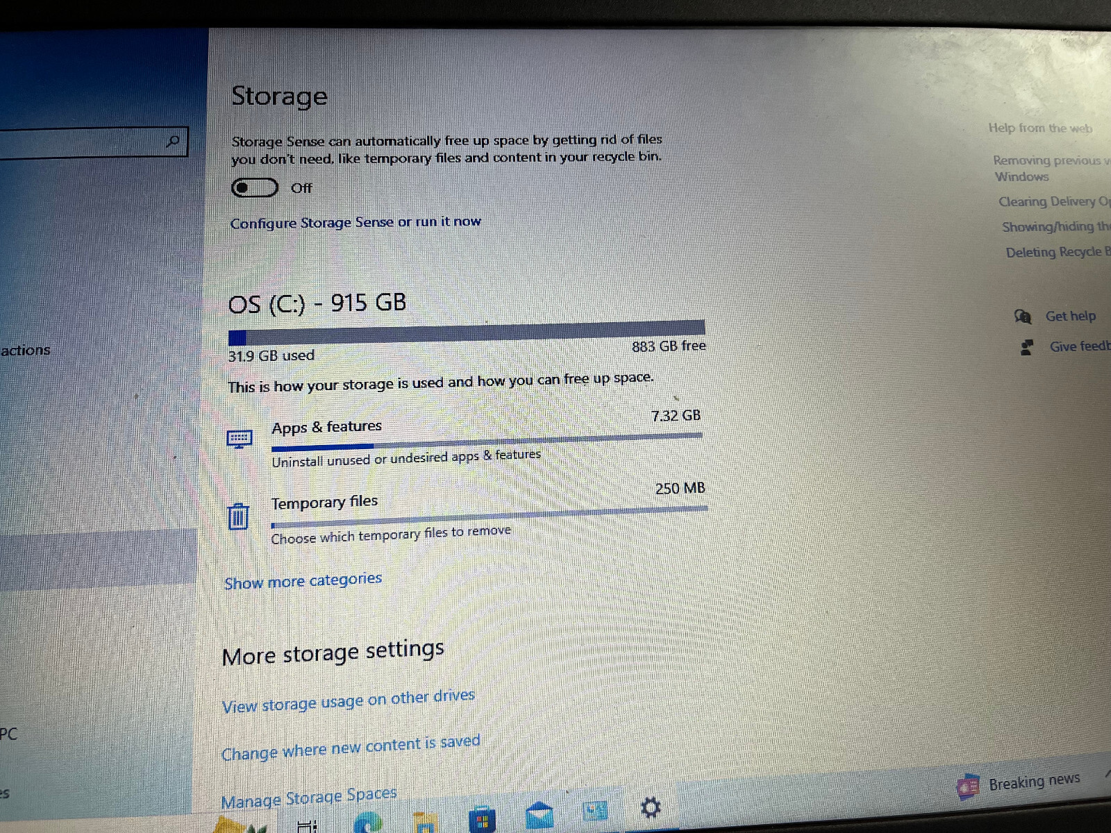 Dell Inspiron 15 3000 Series Laptop i3-7020U 8GB RAM 915 GB HDD Windows 10 Home