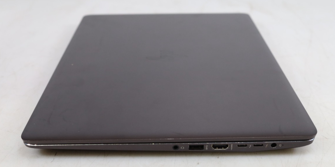 HP ZBook Studio G4 15.6″ Intel i7-7700HQ 8GB DDR4 256GB SSD No COA OS