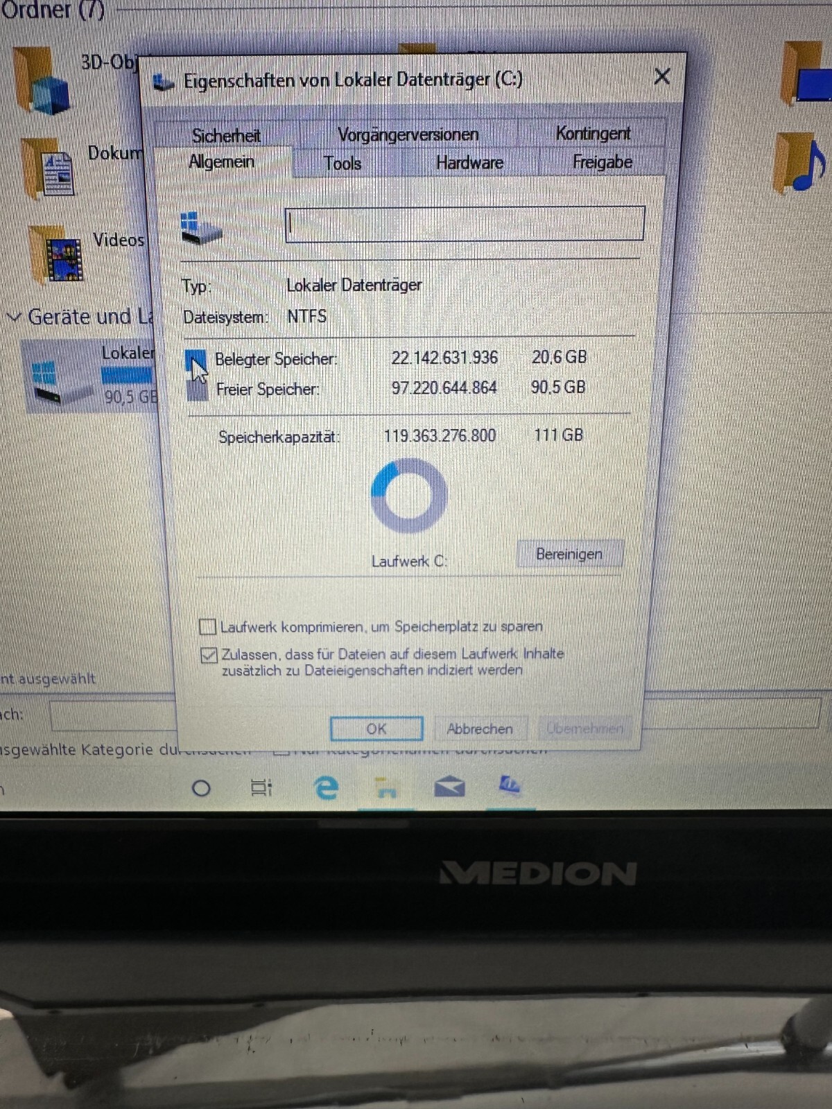 Medion Akoya MD99090 (E6234) Laptop* Intel B960 2.20GHz 8GB RAM 120GB SSD