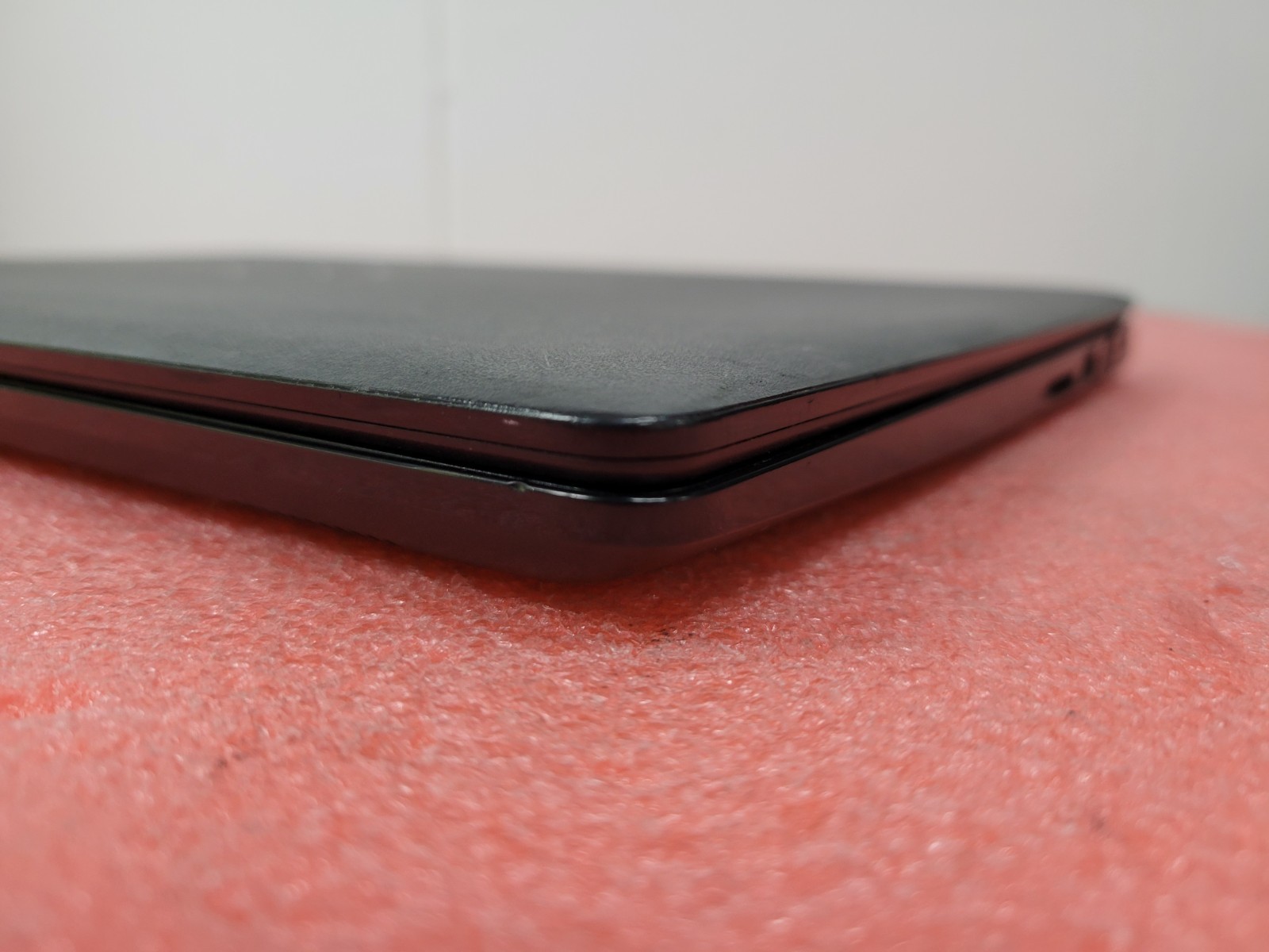 Dell Latitude 3500 14″ i5-8265U 8GB RAM Win 10 Pro *AS IS/No HDD/Read* | LP431