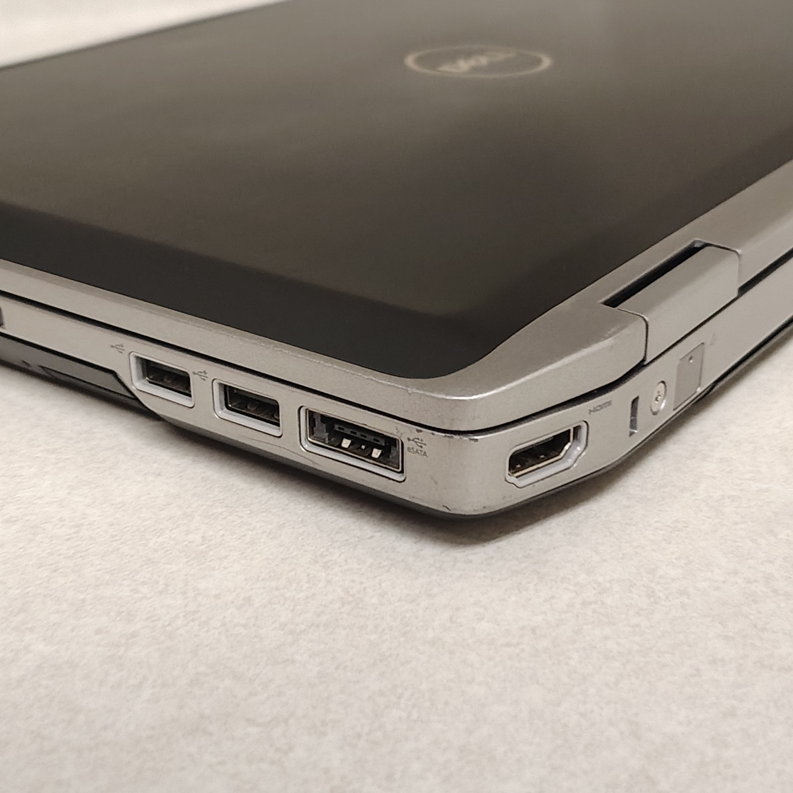 Dell Latitude E6420 14″ Linux Mint Laptop Intel i7 128GB SSD 8GB RAM NEW BATTERY