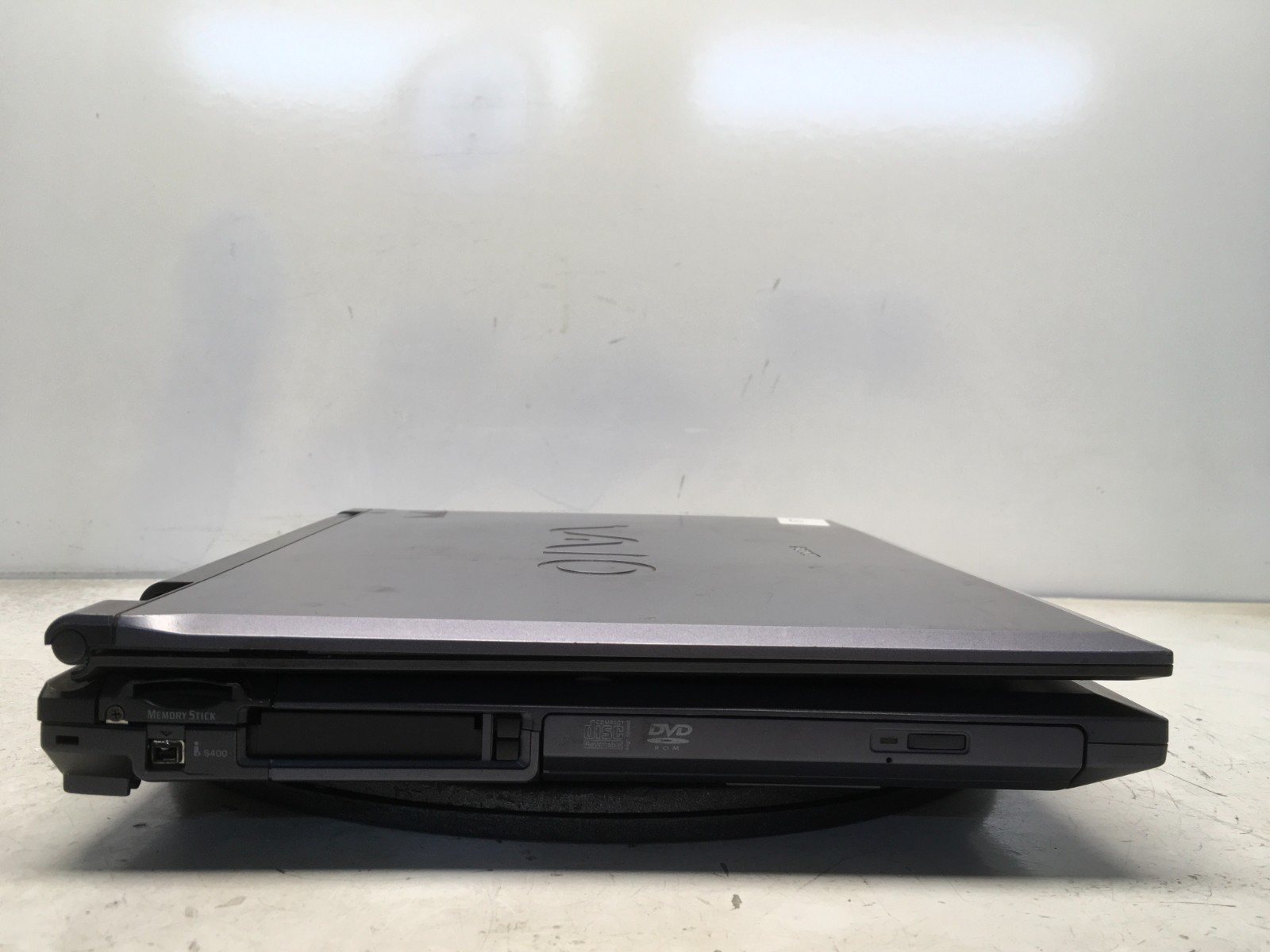Sony Vaio PCG-GRZ610 Intel Pentium 4-M 2GHz 256 MB NO HDD