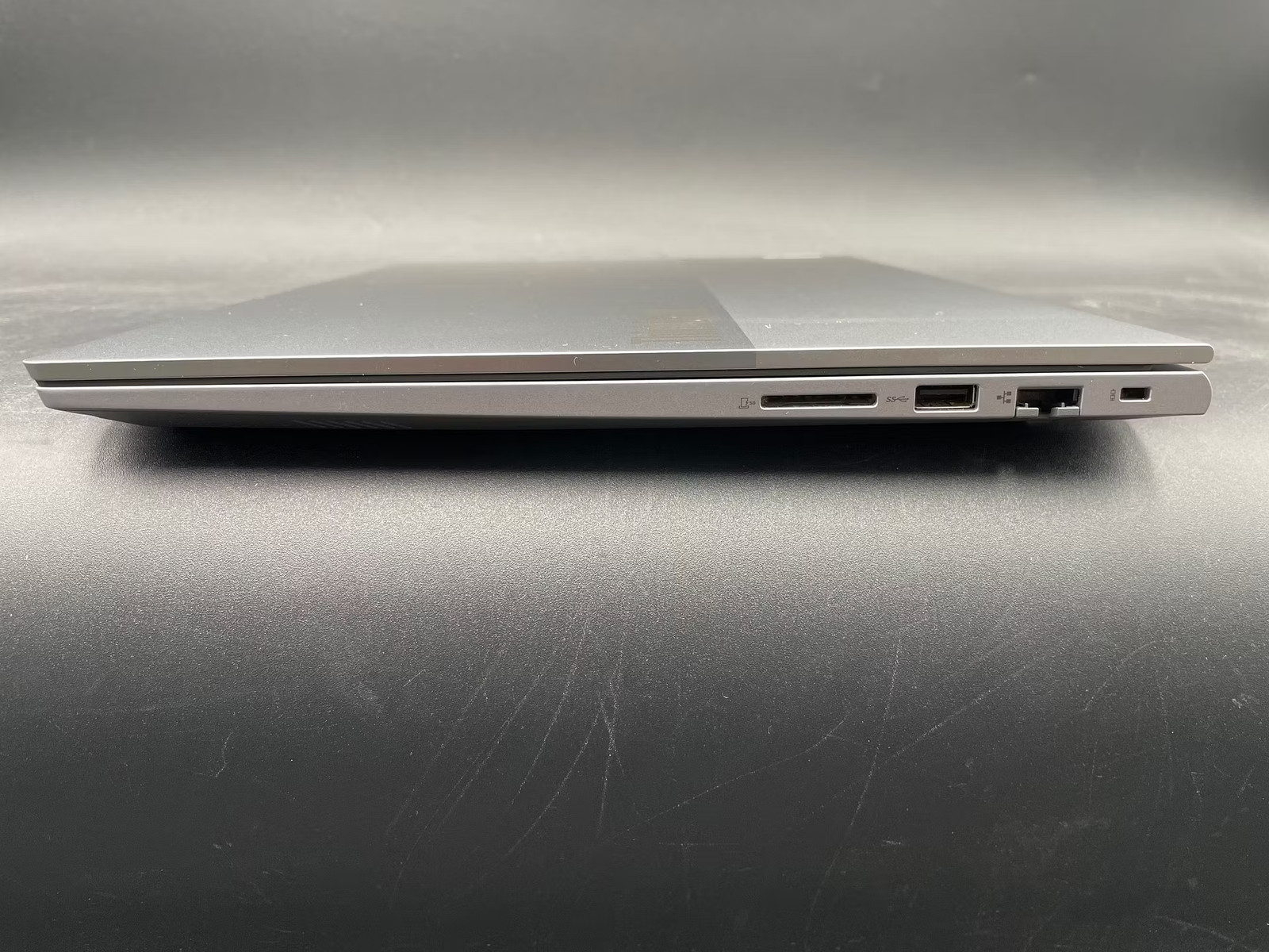 Lenovo ThinkBook 16 G6 IRL Used 16″ (i5-1335U-16GB-256 GB NVMe)