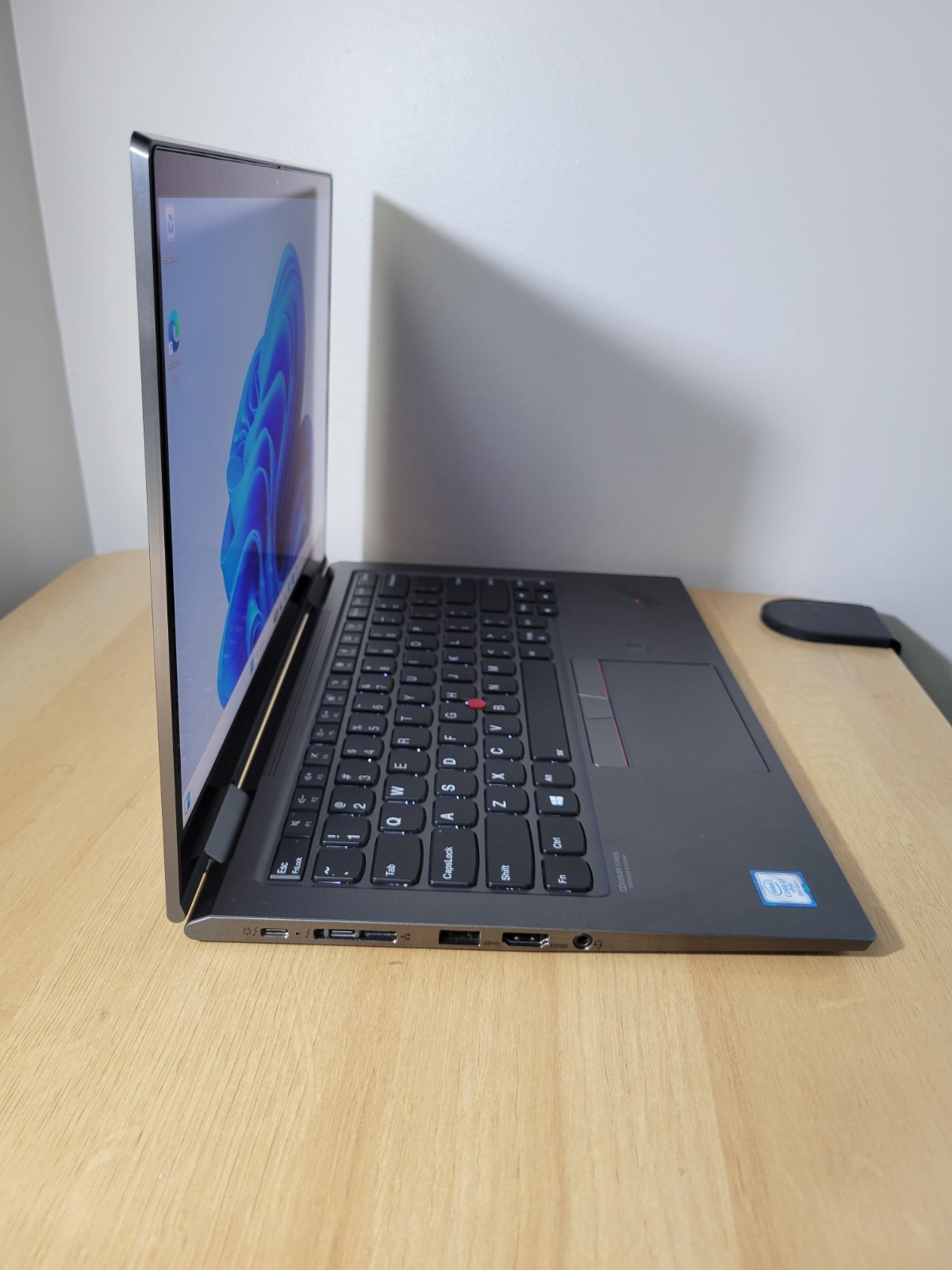 Lenovo ThinkPad X1 Yoga Gen 4 i7-8665U 16GB RAM 256GB Touch+Pen. Very Good