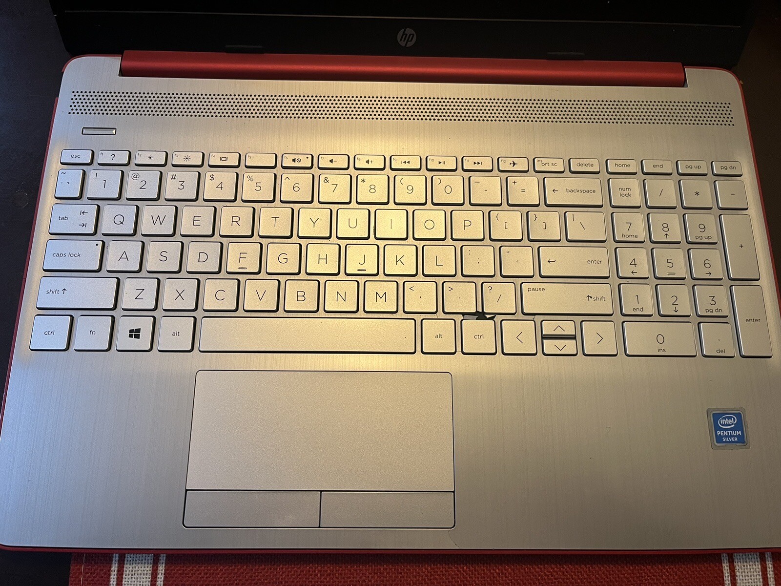 Hp Pavillion Red laptop 15.6in