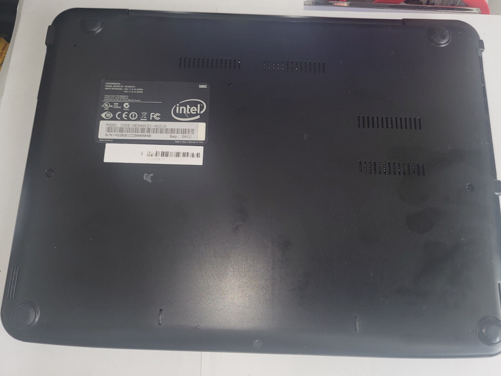 Samsung XE500C21-AZ2US 12.1″ LED Intel Atom Dual Core 2GB 16GB SSD Chromebook