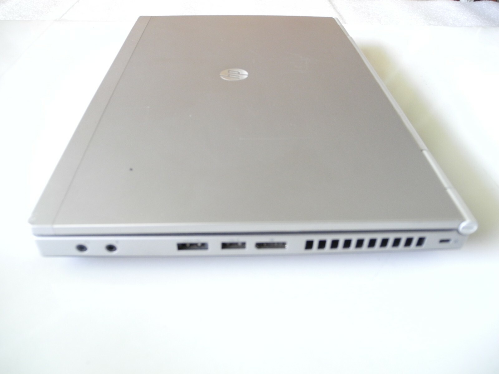 Hp Elite 8470p Notebook PC i5 3320 4gb DDR3 128gb SSD DP FW DVD Windows 10 Pro