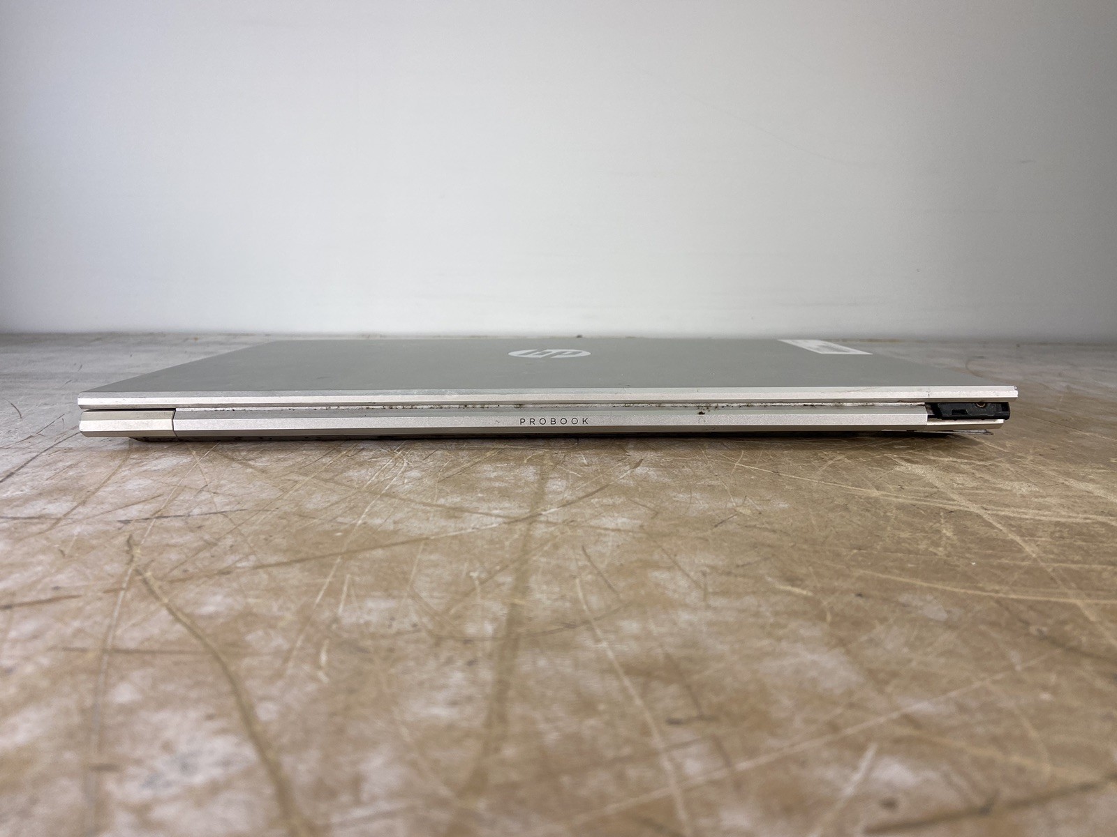 HP PROBOOK 450 G9 i7-1255U @ 1.20GHz, 4GB RAM, NO HDD/OS – (FOR PARTS)