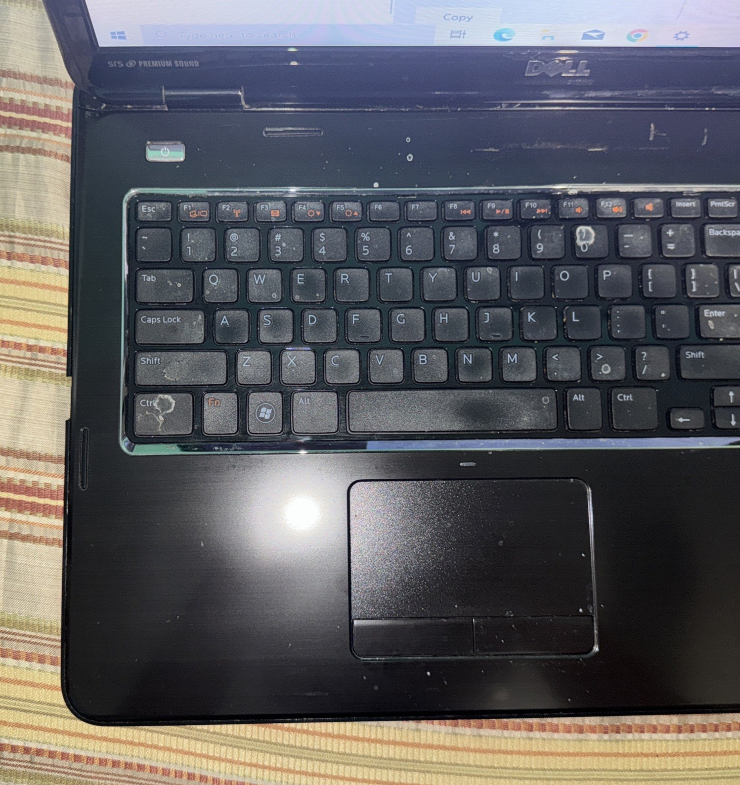 Dell Inspiron N7110 Laptop i5-2430M 2.40GHZ 8GB 240GB SSD W10H Bad Trackpad