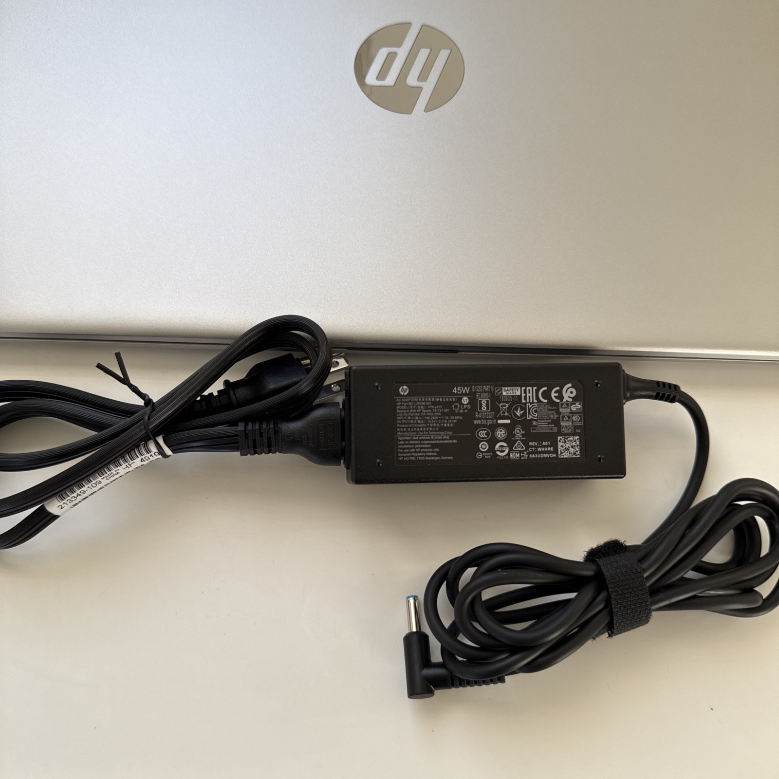 HP 15-dy1024wm 15.6″ HD Intel Core i3-1005G1 8GB RAM 512GB SSD Windows 11 Home