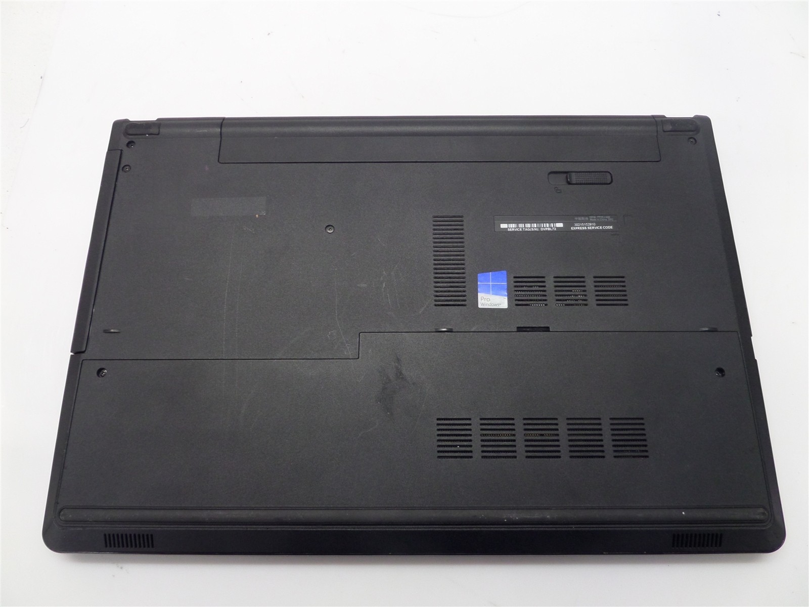 Dell Vostro 3558 15″ Laptop w/ i3-4005U 1.7GHz CPU 4GB RAM – No HDD/OS