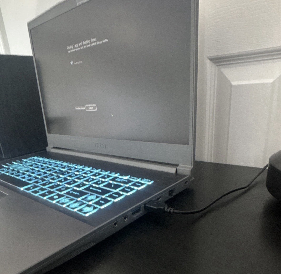 MSI Thin 15 B13VF 15.6″ FHD i5 13th Gen 16GB RTX 4060 512GB SSD Gray W/ Charger