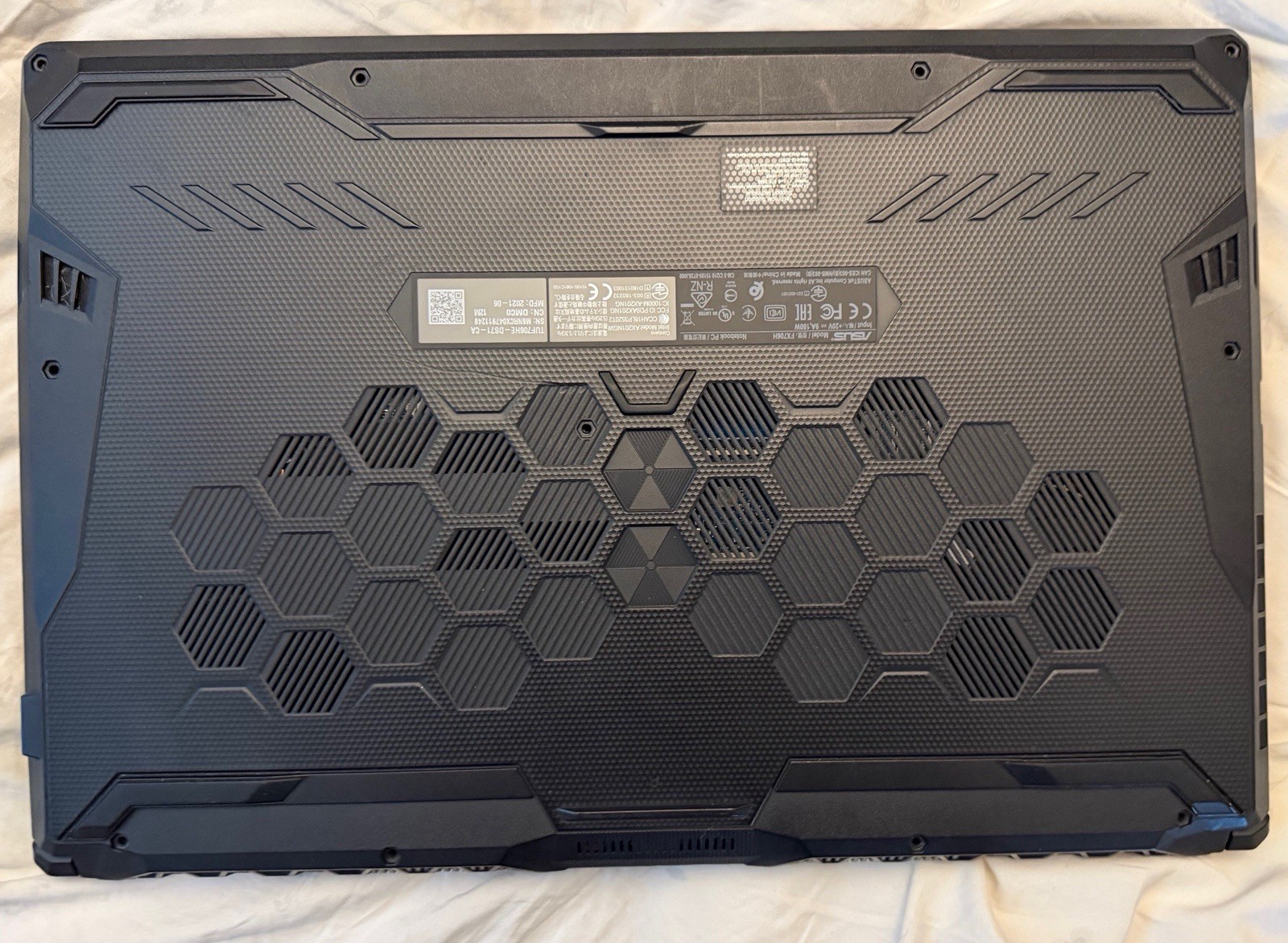ASUS TUF F17 Fx706H, Intel Core I7-11800h, 16GB Ram, 1TB Nvme SSD, Rtx-3050 Ti