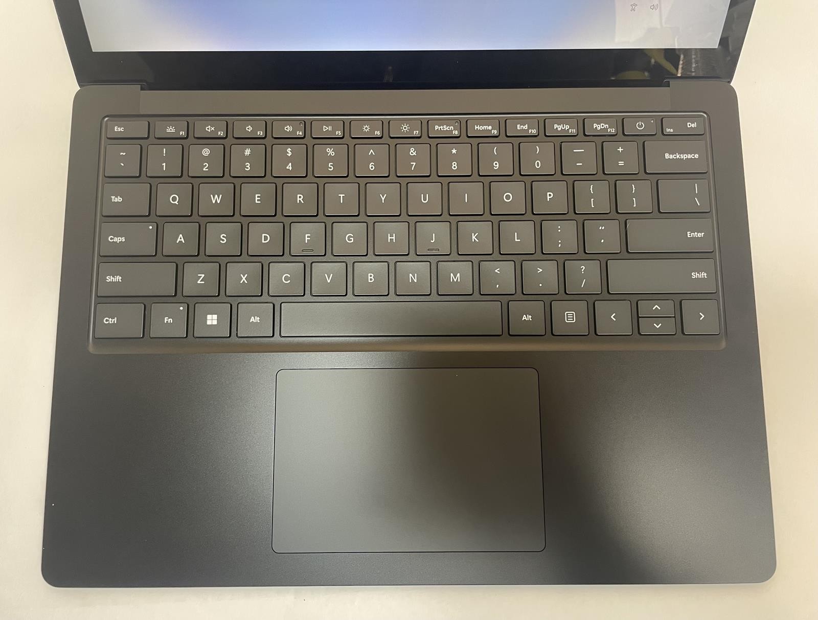MICROSOFT Surface Laptop 5 13.5″ Core i7 1265U 16GB 256GB NVMe Windows 11 -Good