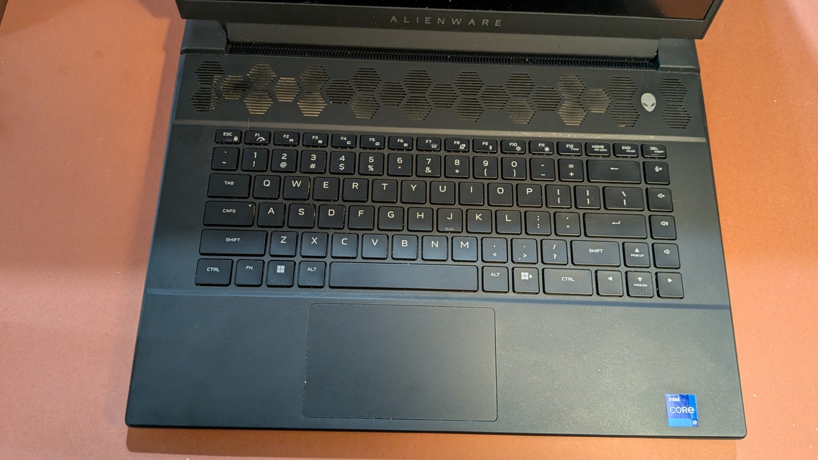 Dell Alienware m16 R1 4080 Laptop with Elite Backpack and Original Box Tested