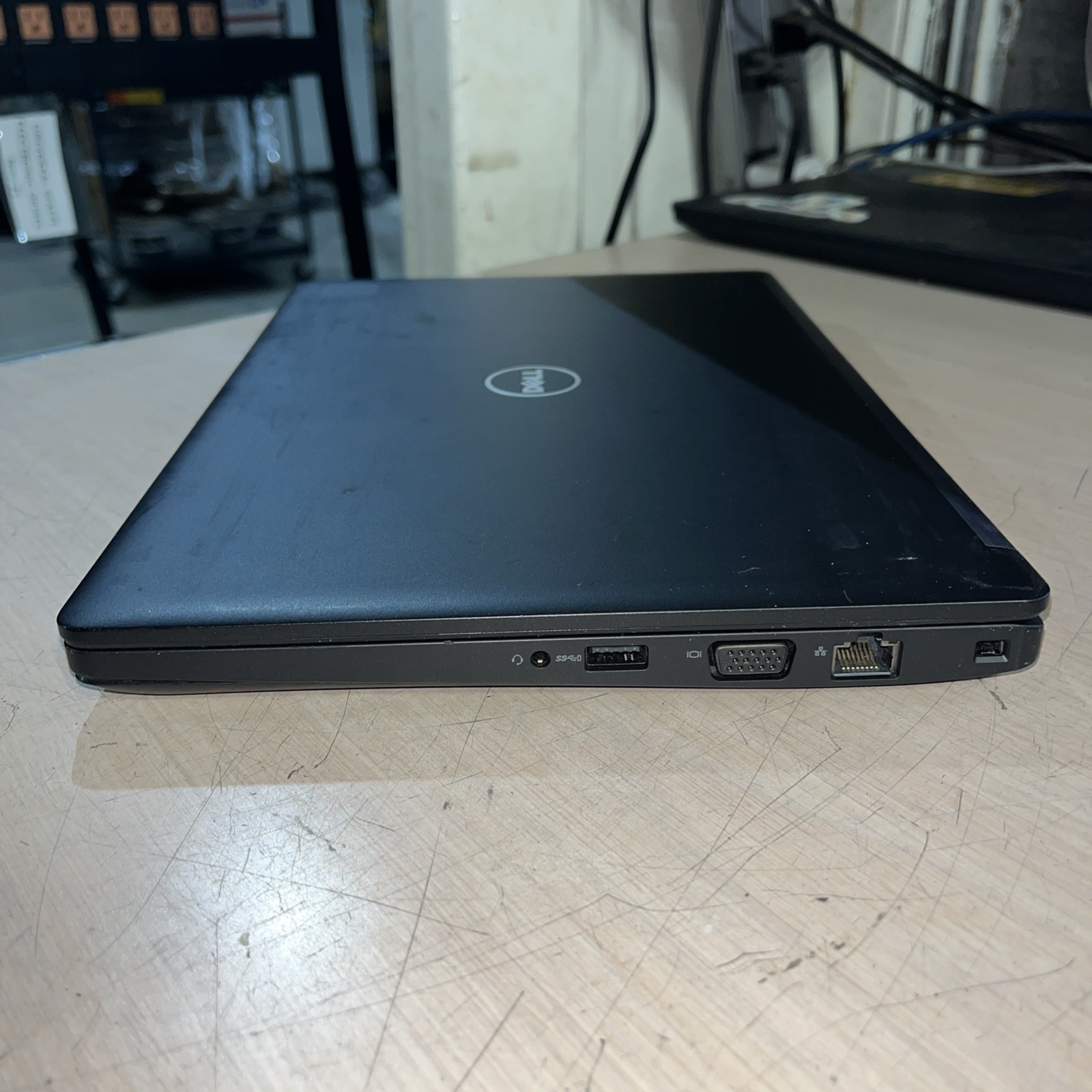 DELL LATITUDE 5280 INTEL CORE I3-7100U 2.40GHZ 8GB RAM NO HD .