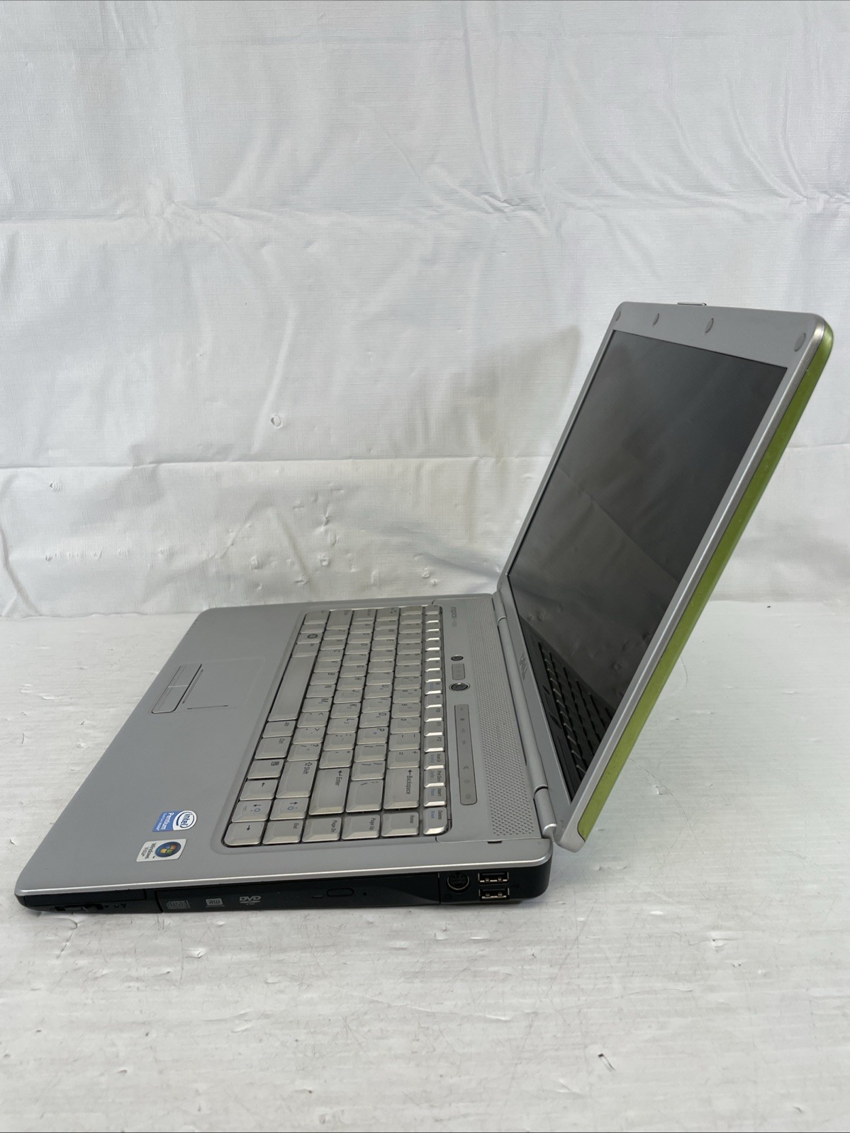 Retro Dell Inspiron 1525 15.4″ Intel Core 2 Duo 1.73GHz 2GB RAM 120GB HDD WinXP