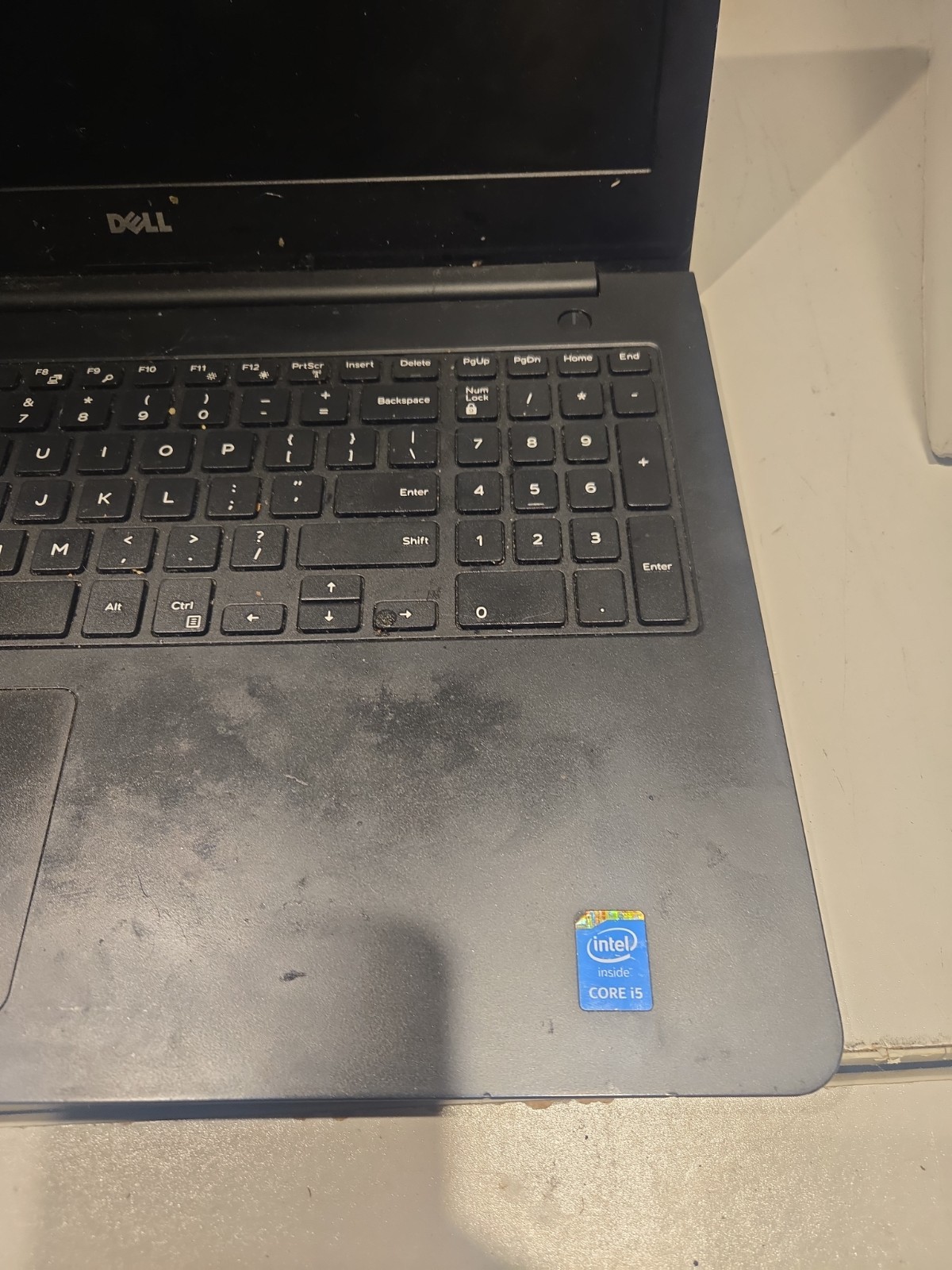 Dell Latitude 3550 Laptop i5-1335U 15.6″ FHD *For parts No Ram No HDD read Desc