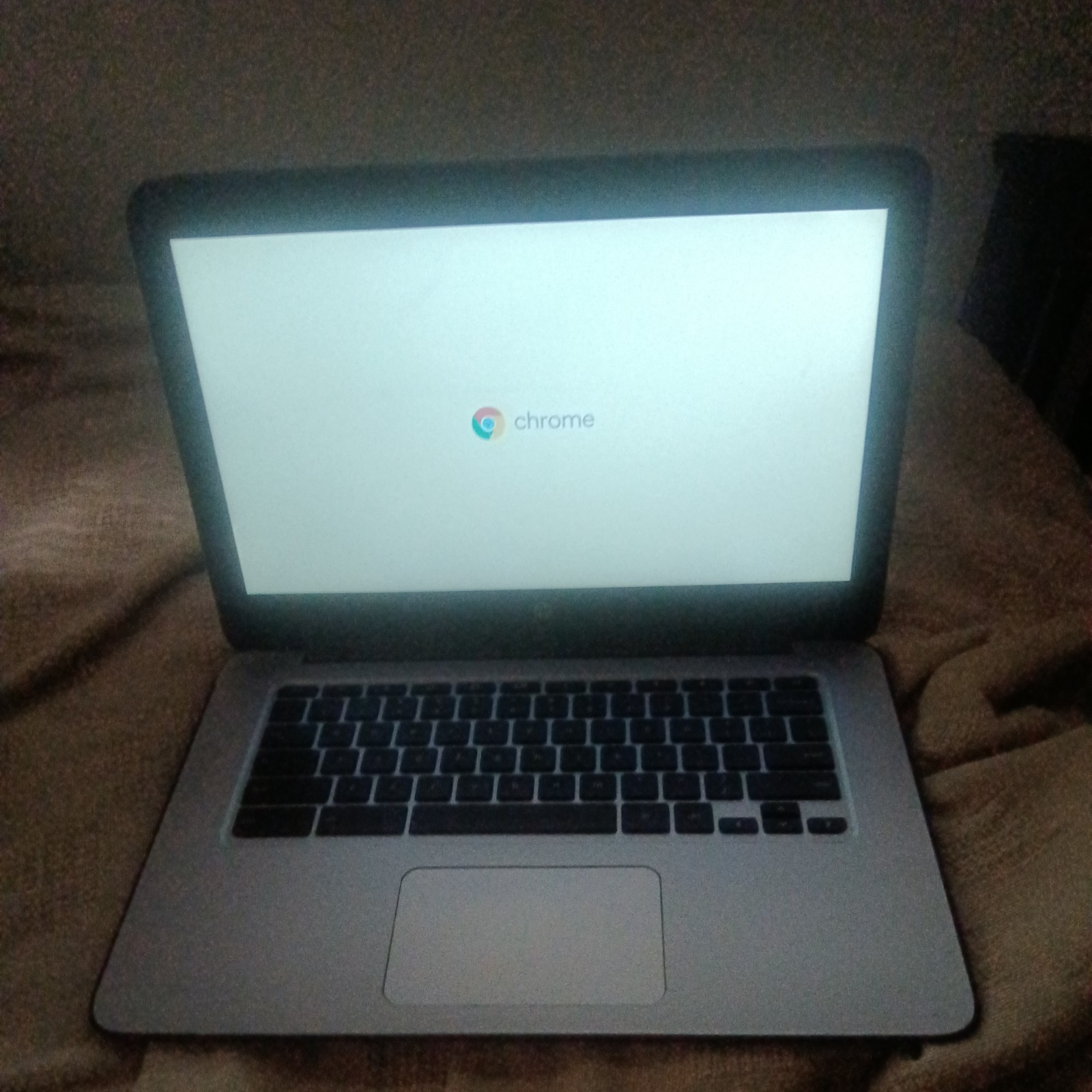 HP 14 G4 Chromebook, 16GB SSD, 4GB RAM, WiFi, , 14inch screen FREE SHIPPING