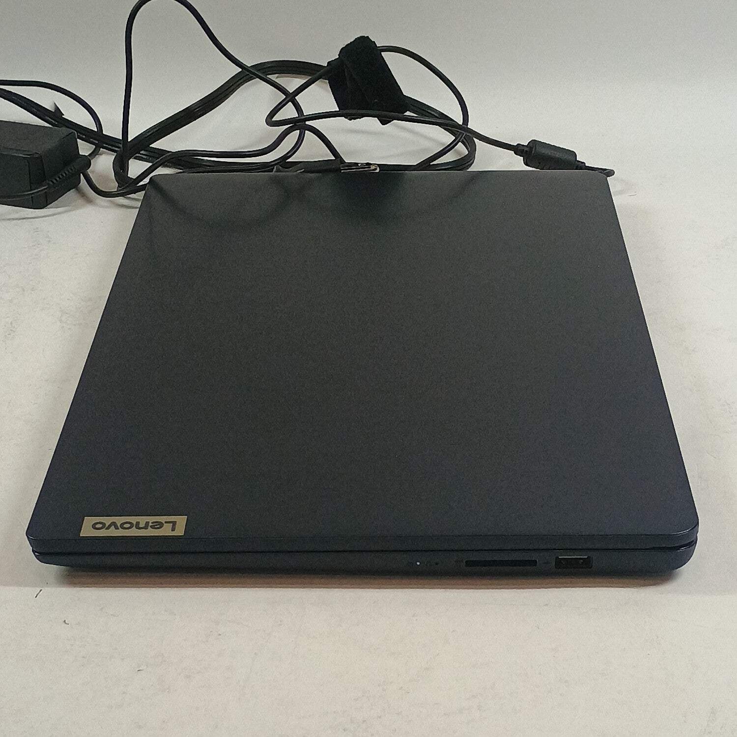 Lenovo IdeaPad 1 15AMN7 15.6″ Ryzen 5 7520U 2.8GHz 8GB RAM 256GB SSD