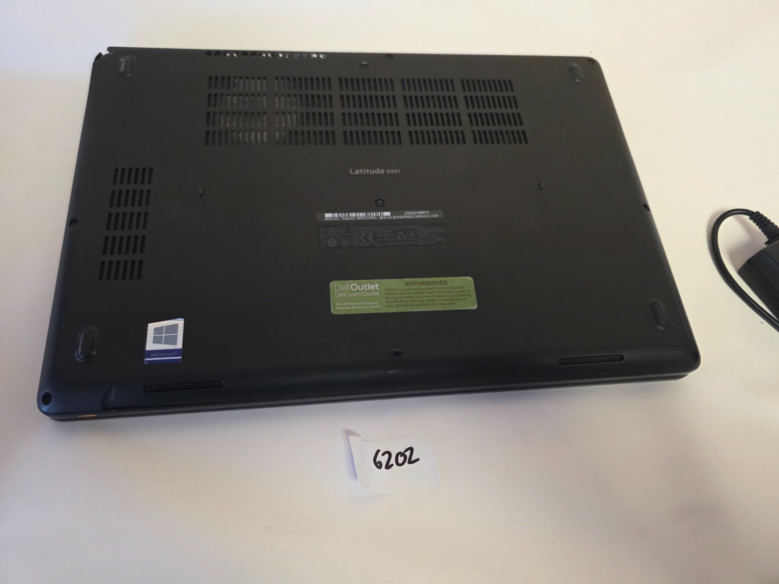 DELL LATITUDE 5491 Intel i5-8400H 2.50GHz 8GB RAM 256GB M.2 Win 11 Pro, Look