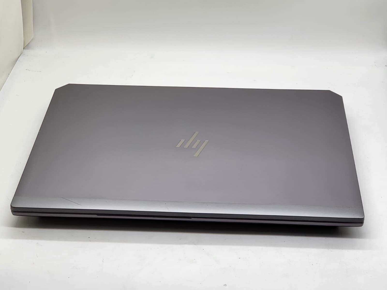 HP ZBook 17” Core i9 32 GB RAM 1TB SSD 6GB RTX 3000 Pro WORKSTATION 3YR WARNTY