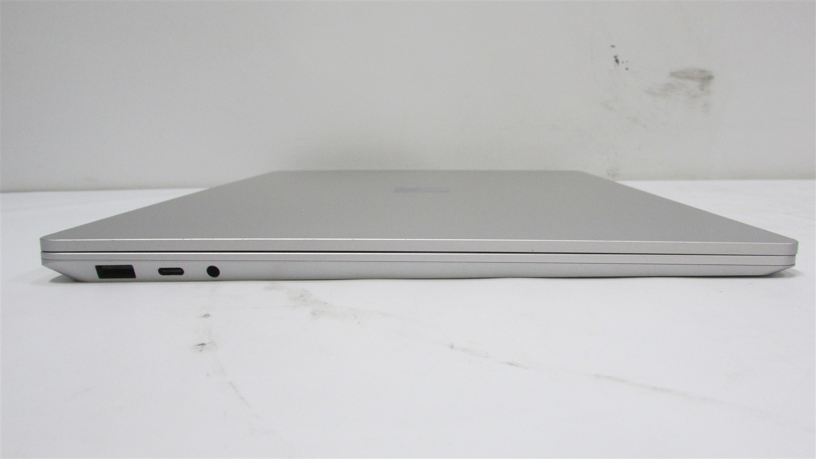 Microsoft Surface Laptop 4 1979 i7-1185G7 3.0GHz 16GB RAM 256GB 15″ Win 11 Pro
