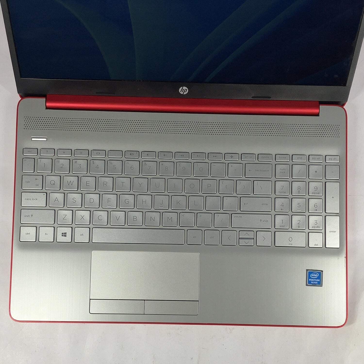 HP Laptop 15-dw0081wm 15.6″ Pentium Silver N5030 1.1GHz 4GB RAM 128GB SSD
