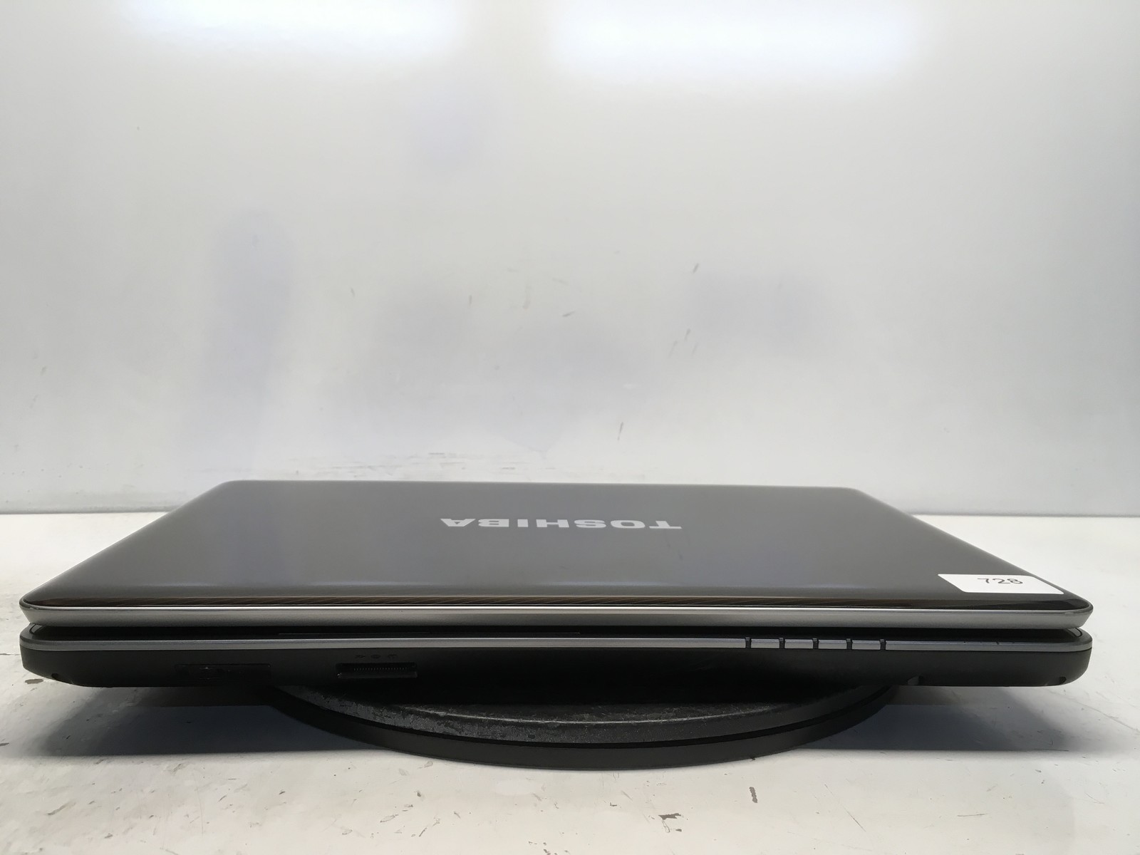 Toshiba Satellite A505-S69803 Intel Core 2 Duo T6600 2.2GHz 4 GB NO HDD No Batt