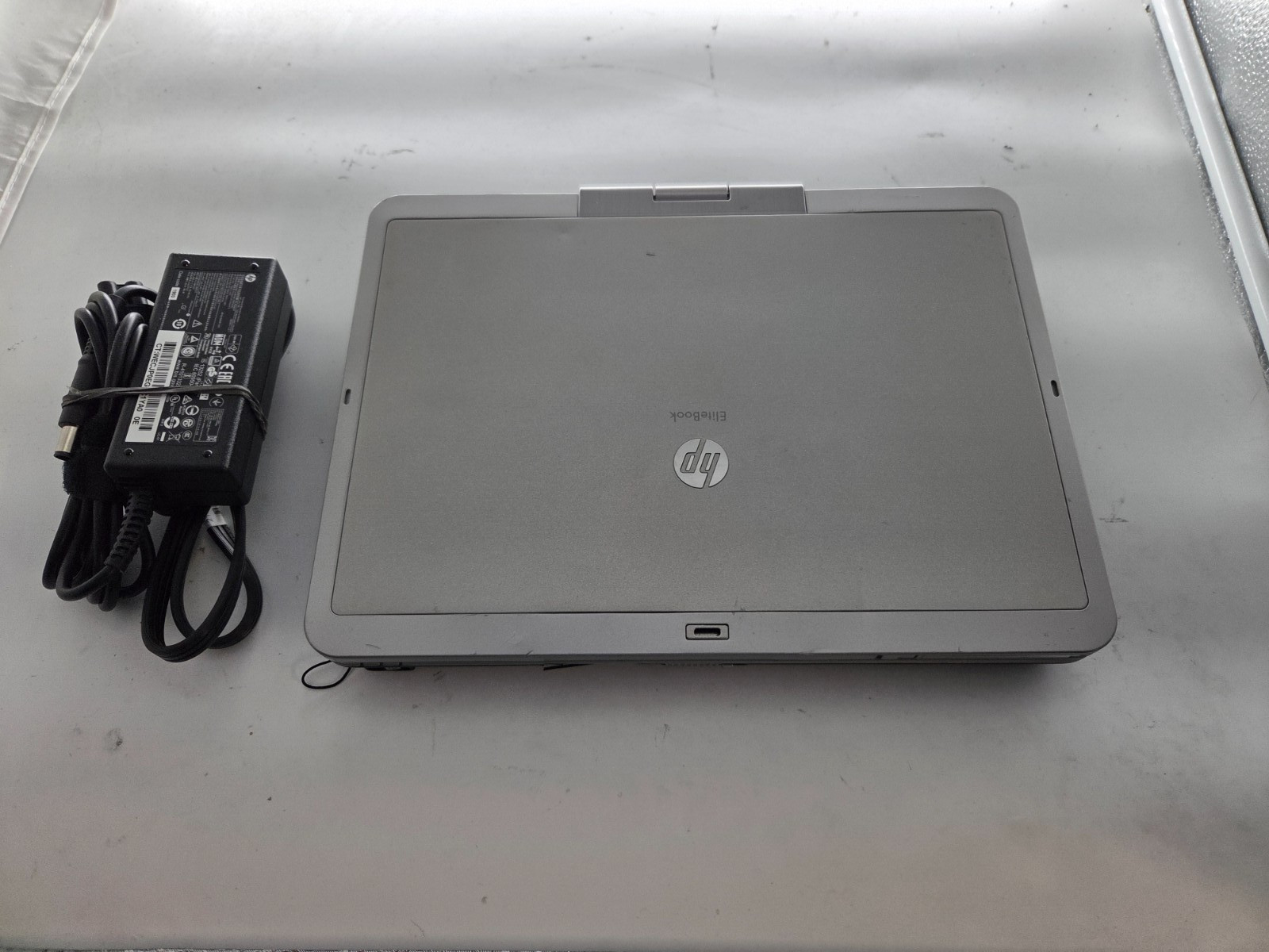 6263 EliteBook 2760p 2in1 w/charger&Stylus.i5-2520M.8GB.320GB HDD.12″Touch.W11