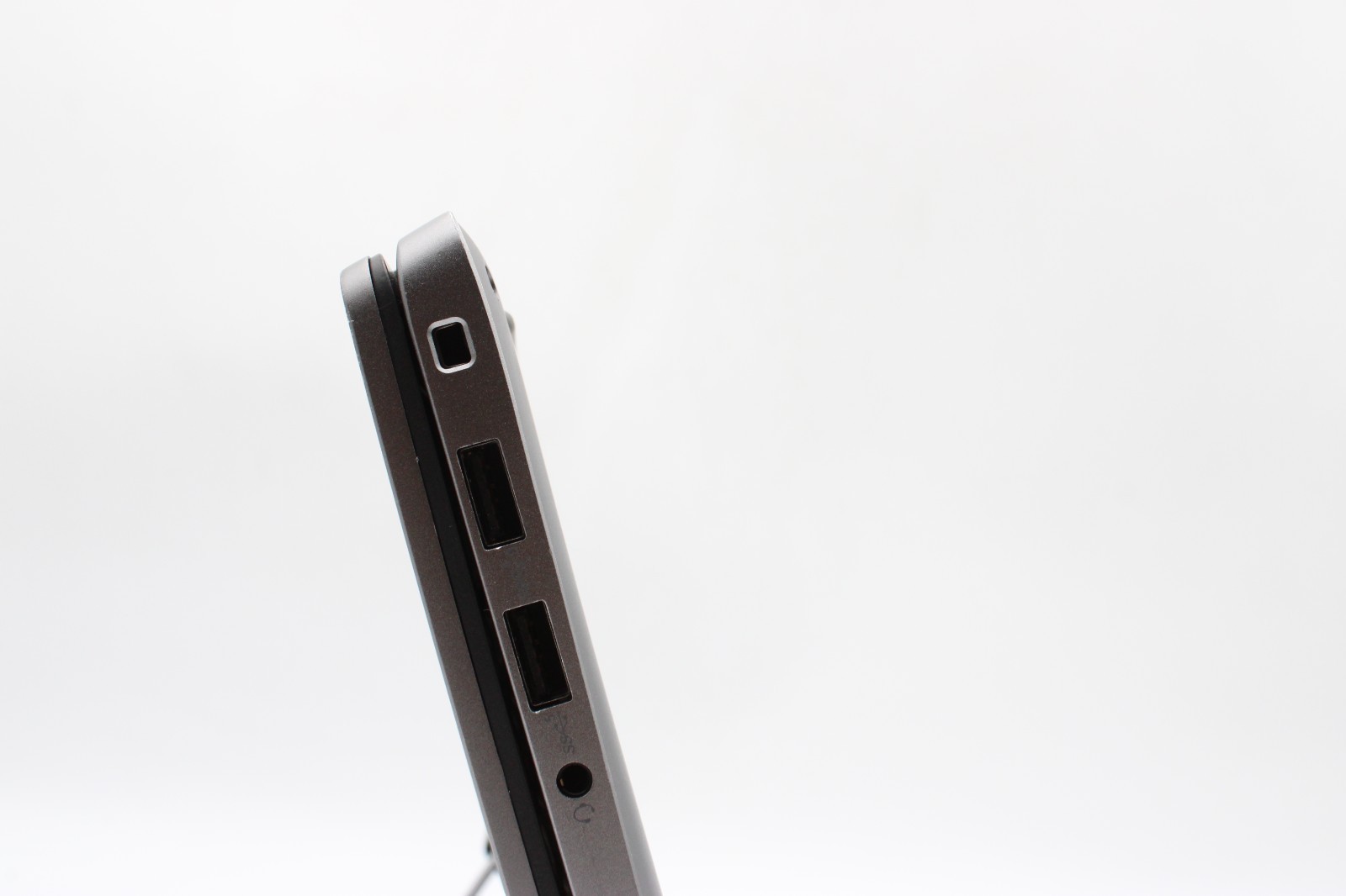 Dell Latitude 7440 Touch 14″ intel Core i7-1365U 32GB RAM 256GB SSD