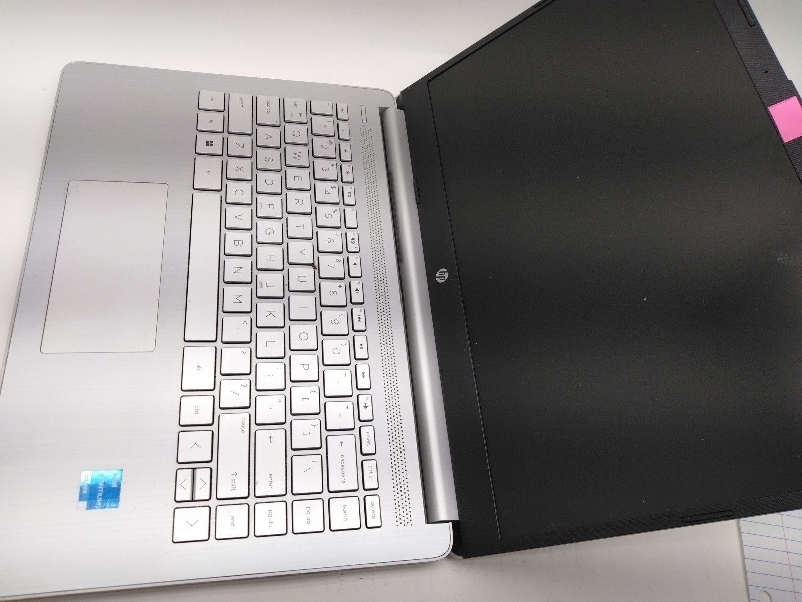 Hp Laptop Model 14-dq387nr 1.10ghz X 4 Cores, 4 Gb Ram, No Hd
