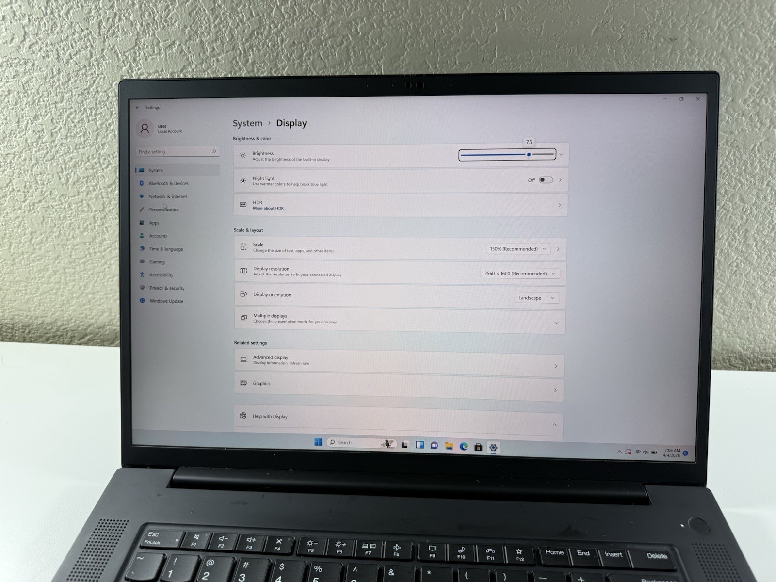 Lenovo ThinkPad P1 Gen 4 T1200 GPU 16″ i7-11850H 4GB RAM 256GB Win 11 Pro Read”