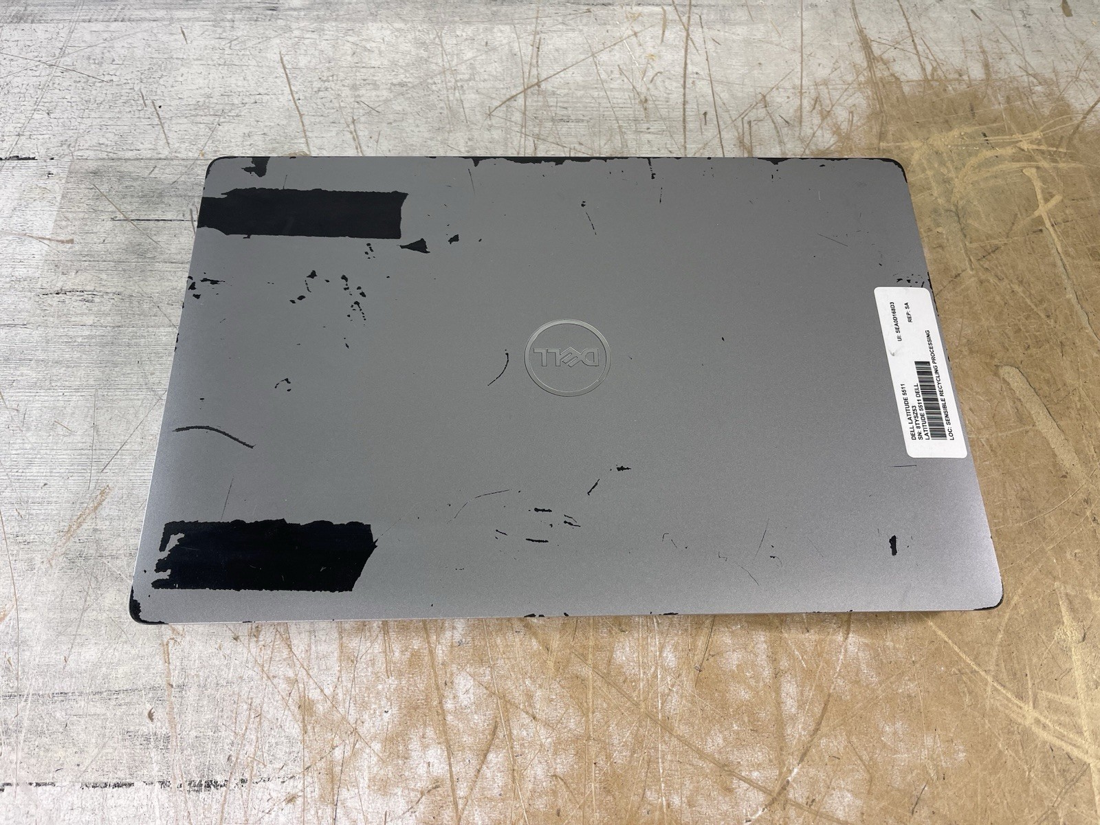 DELL LATITUDE 5511 i7-10850H @ 2.70 GHz, 8GB RAM, NO HDD/OS