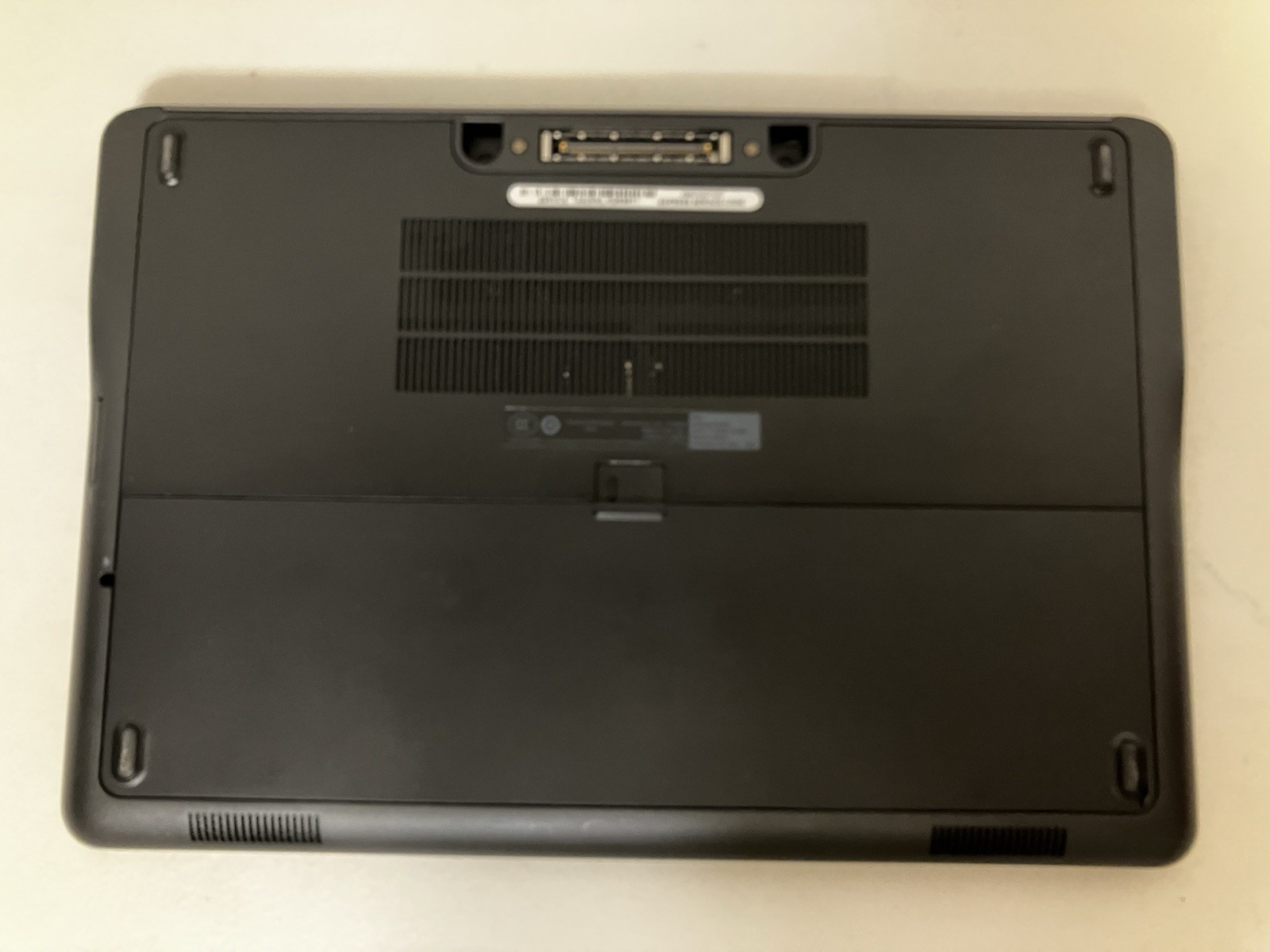 DELL LATITUDE E7240 Laptop i5-4300U 8 GB 256GB SSD *Dual-Boot* Win10 Pro Linux