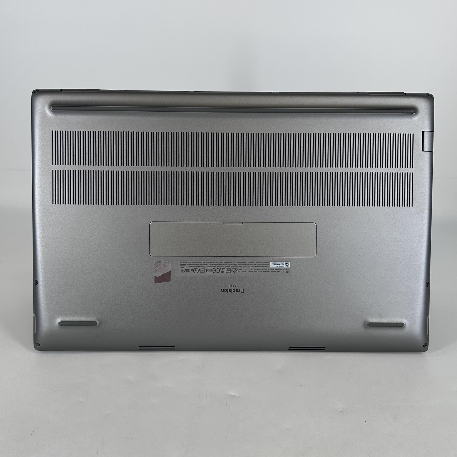 Dell Precision 7770 17.3 FHD 2.3 GHz i9-12950HX 32GB 512GB RTX A5500 LCD BLEED